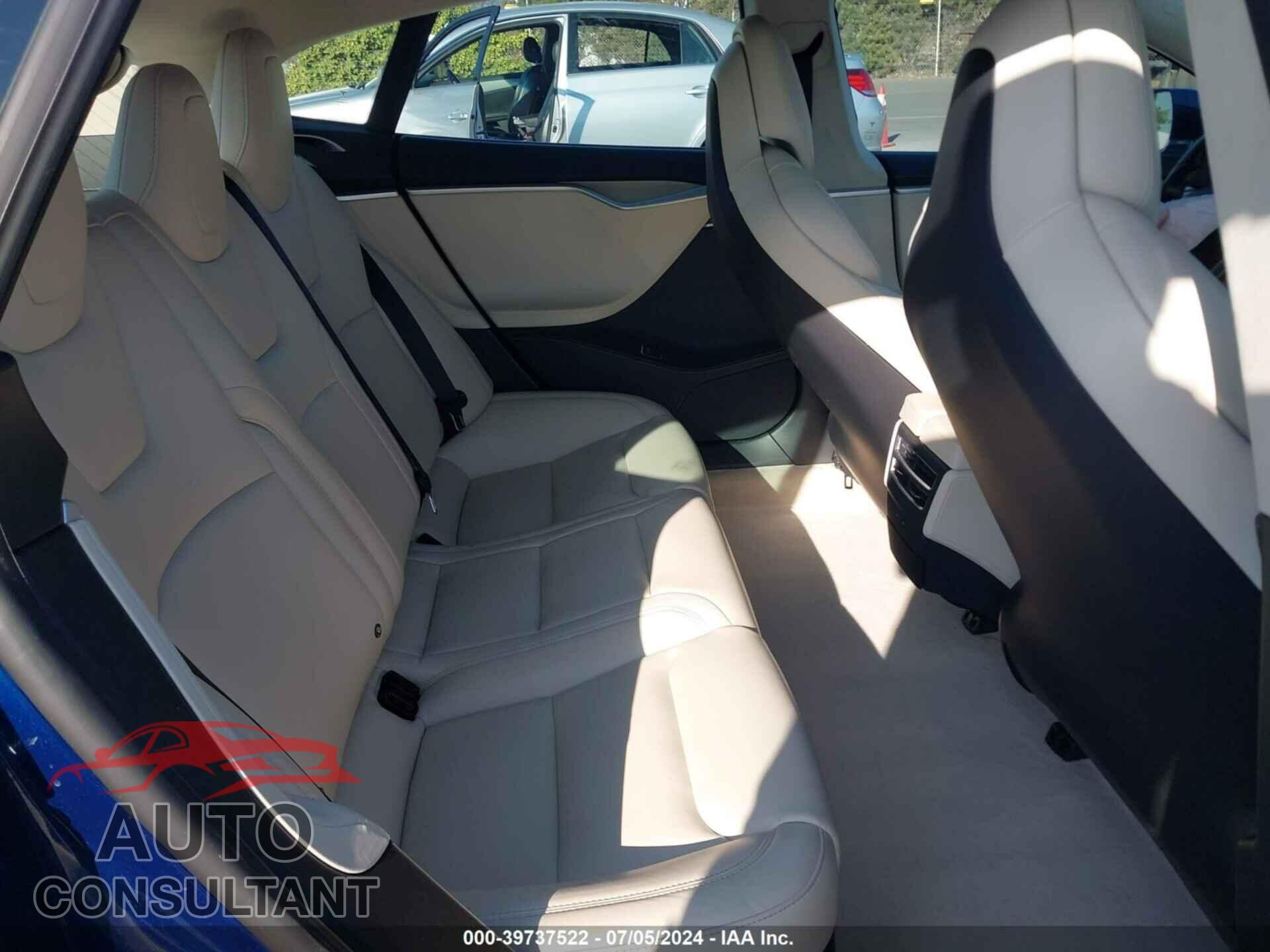 TESLA MODEL S 2018 - 5YJSA1E20JF246748
