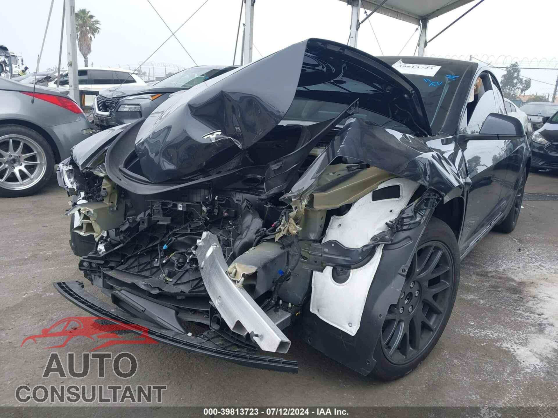 TESLA MODEL 3 2024 - 5YJ3E1EA0RF730446