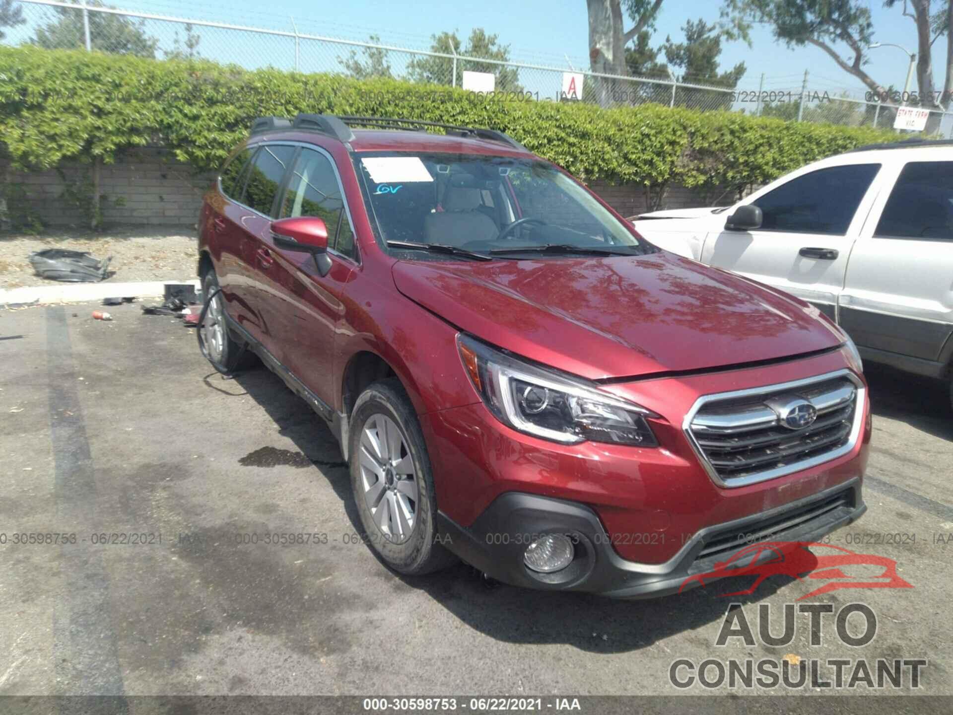 SUBARU OUTBACK 2018 - 4S4BSAFC3J3229276