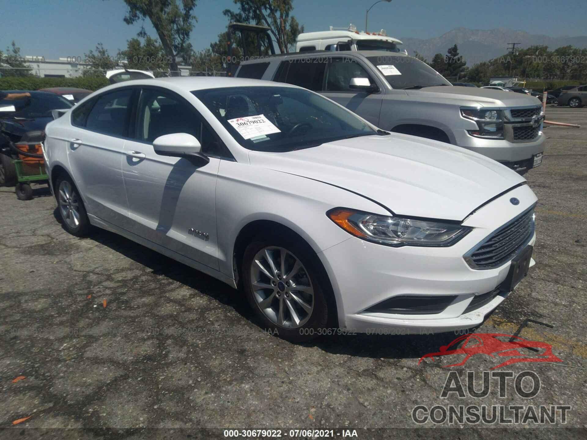 FORD FUSION 2017 - 3FA6P0LU2HR351269