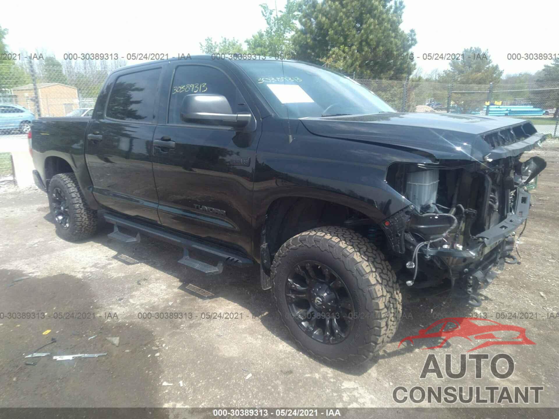 TOYOTA TUNDRA 4WD 2018 - 5TFDW5F17JX747021