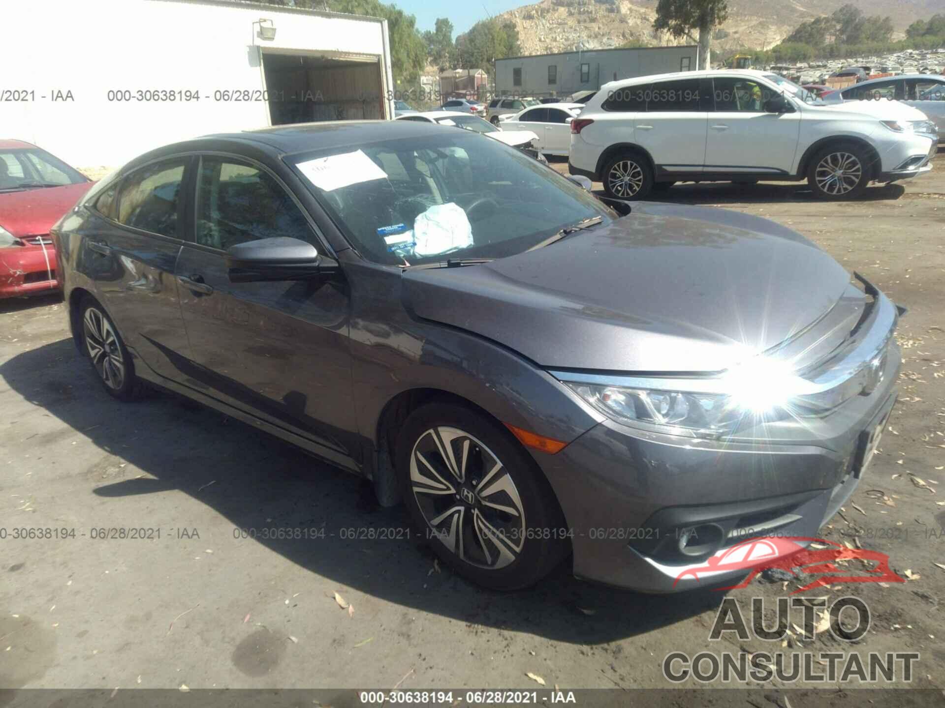 HONDA CIVIC SEDAN 2017 - 2HGFC1F32HH652457