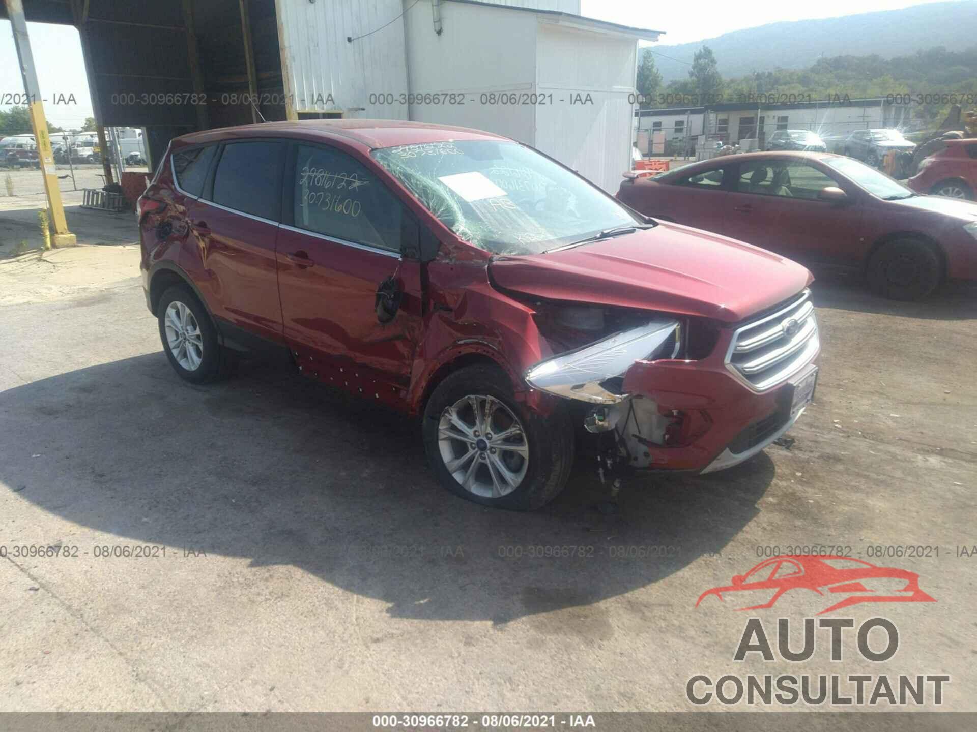 FORD ESCAPE 2017 - 1FMCU0GD3HUF03757