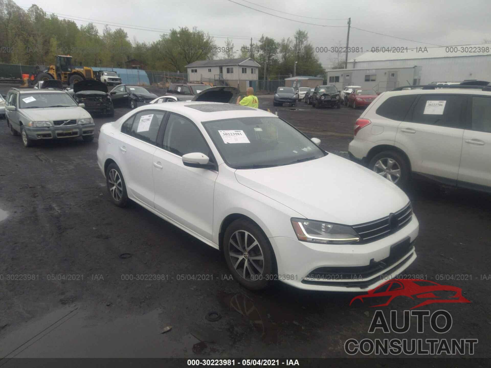 VOLKSWAGEN JETTA 2017 - 3VWDB7AJ2HM266282