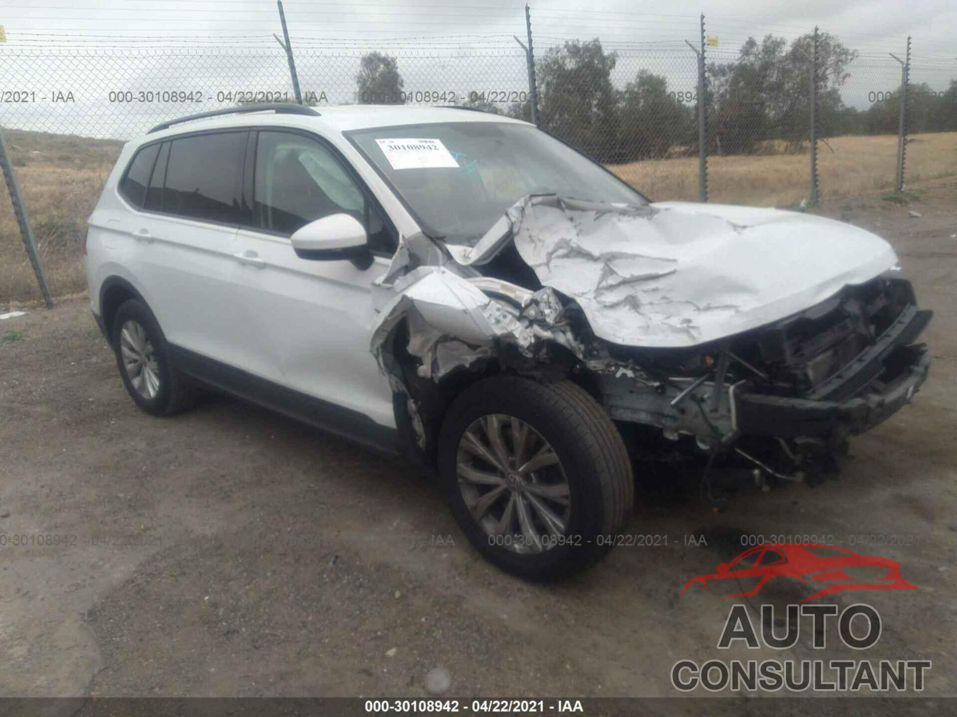 VOLKSWAGEN TIGUAN 2018 - 3VV1B7AX7JM049831