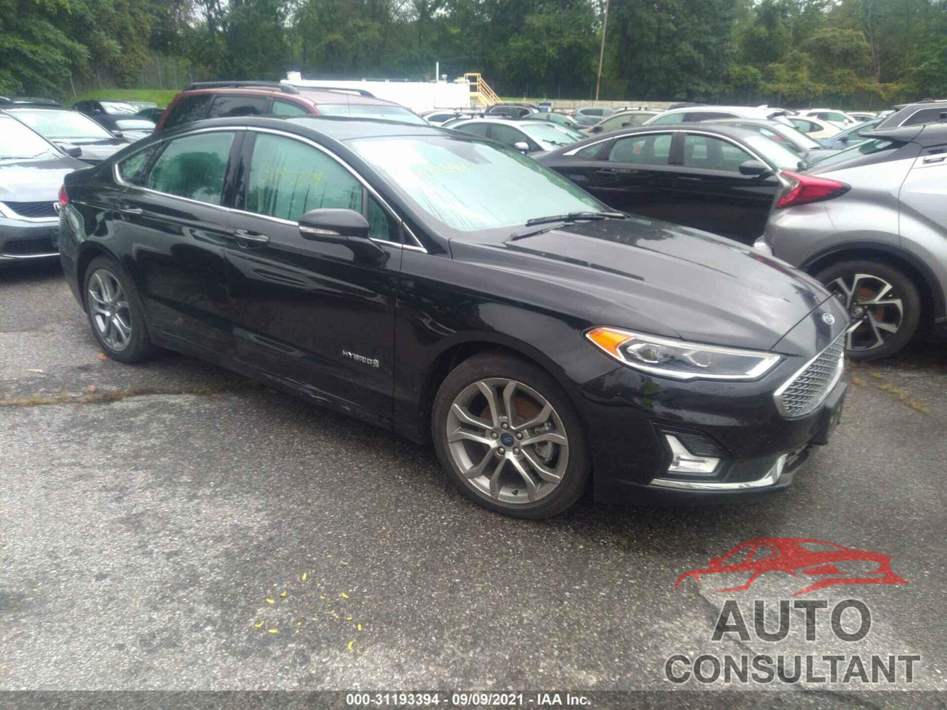 FORD FUSION HYBRID 2019 - 3FA6P0RU4KR158152