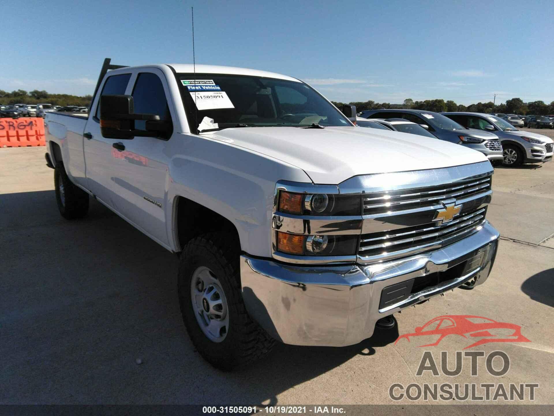 CHEVROLET SILVERADO 2500HD 2018 - 1GC1KUEG3JF110020