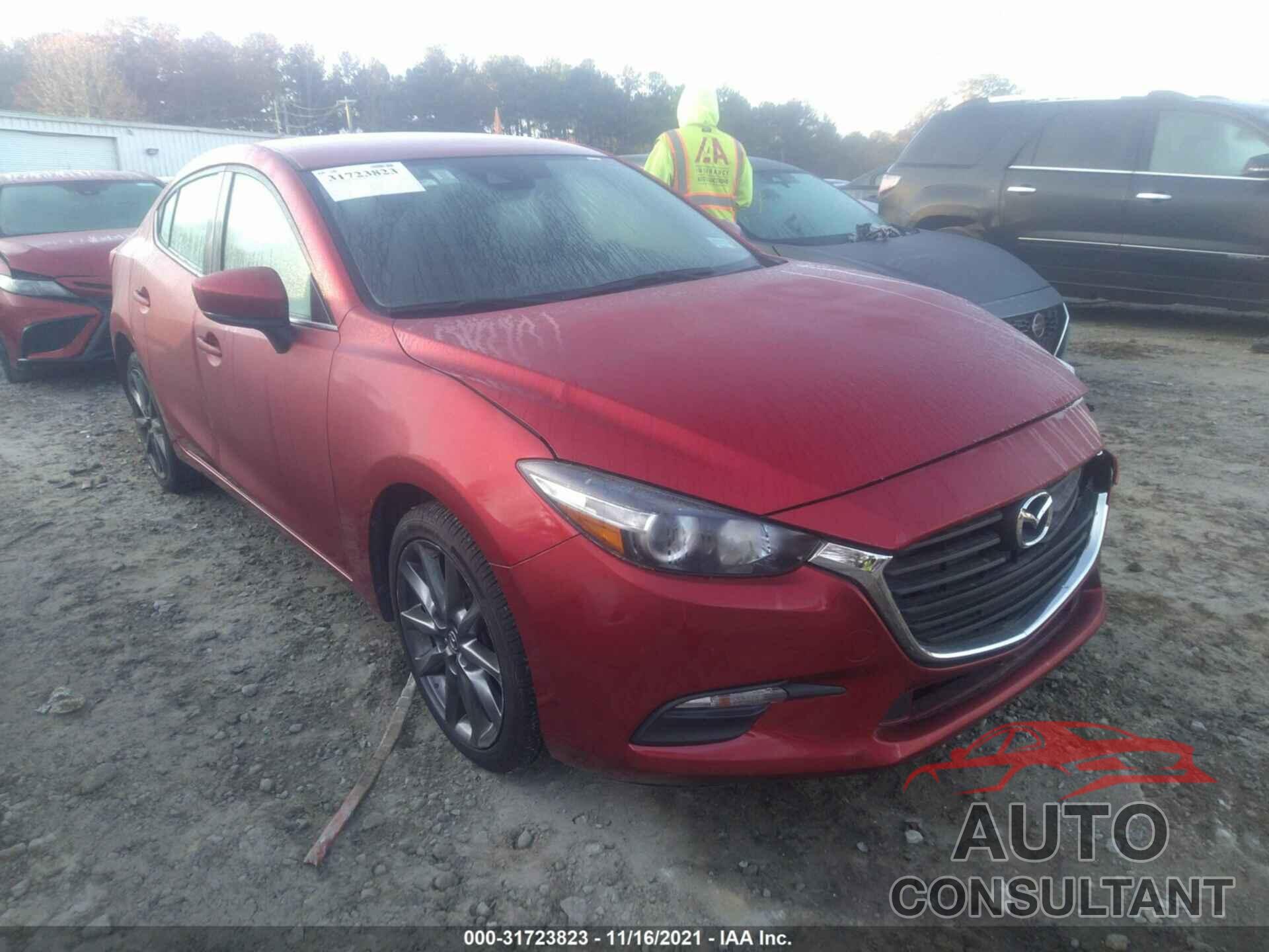 MAZDA MAZDA3 4-DOOR 2018 - 3MZBN1V36JM210276