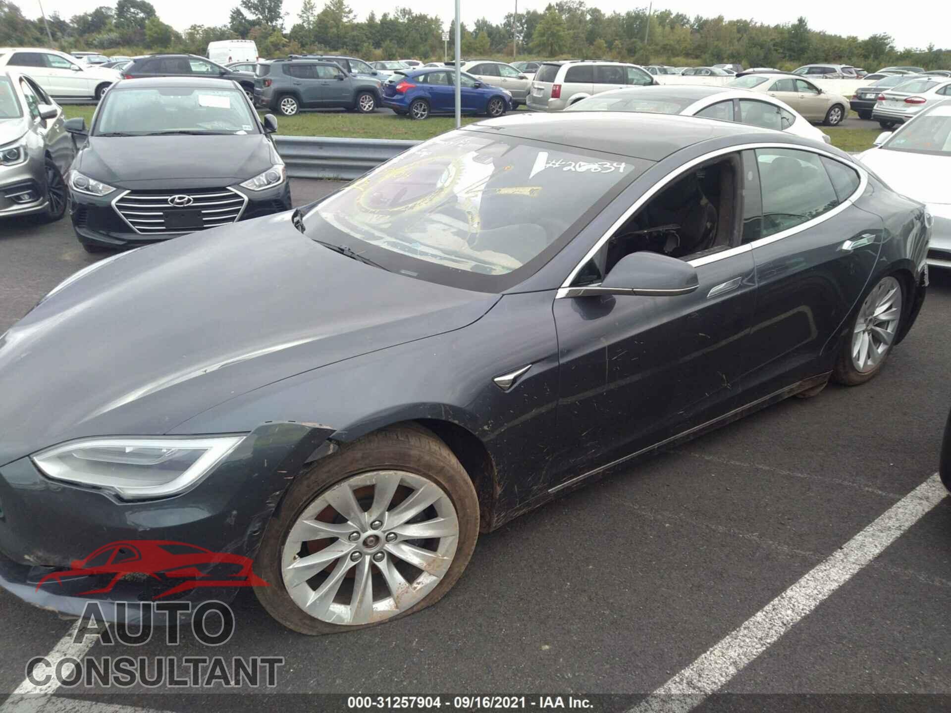 TESLA MODEL S 2020 - 5YJSA1E25LF359632