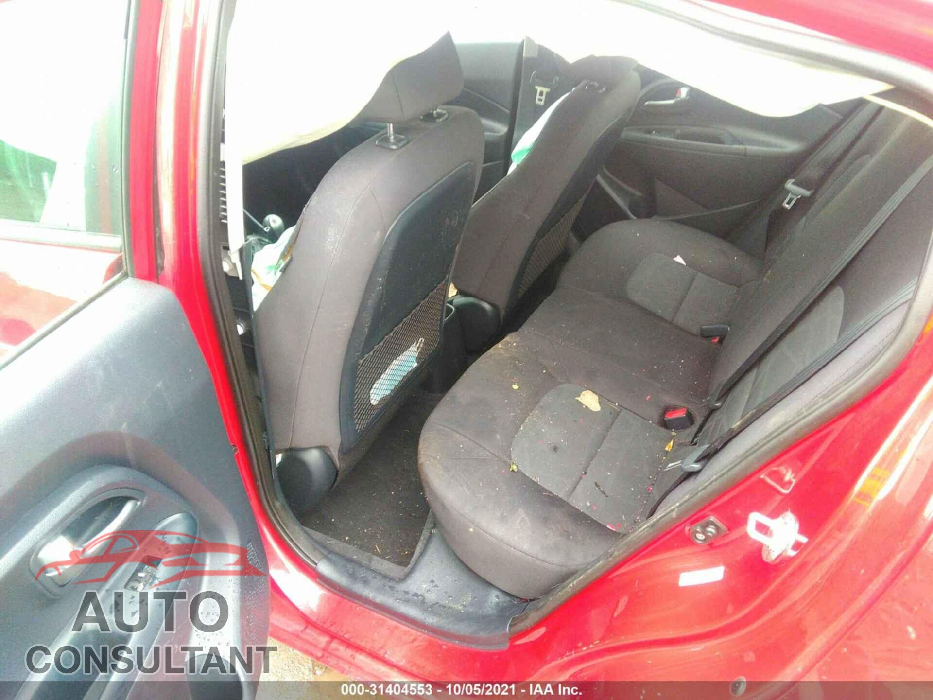 KIA RIO 2017 - KNADM4A3XH6044325