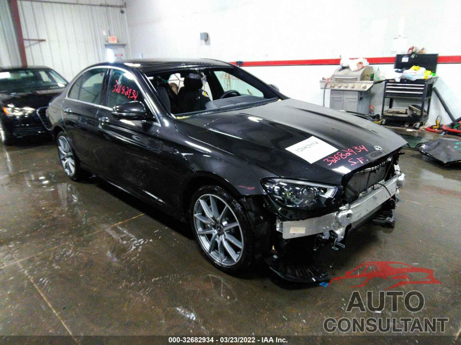 MERCEDES-BENZ E-CLASS 2021 - W1KZF8EB1MA893624