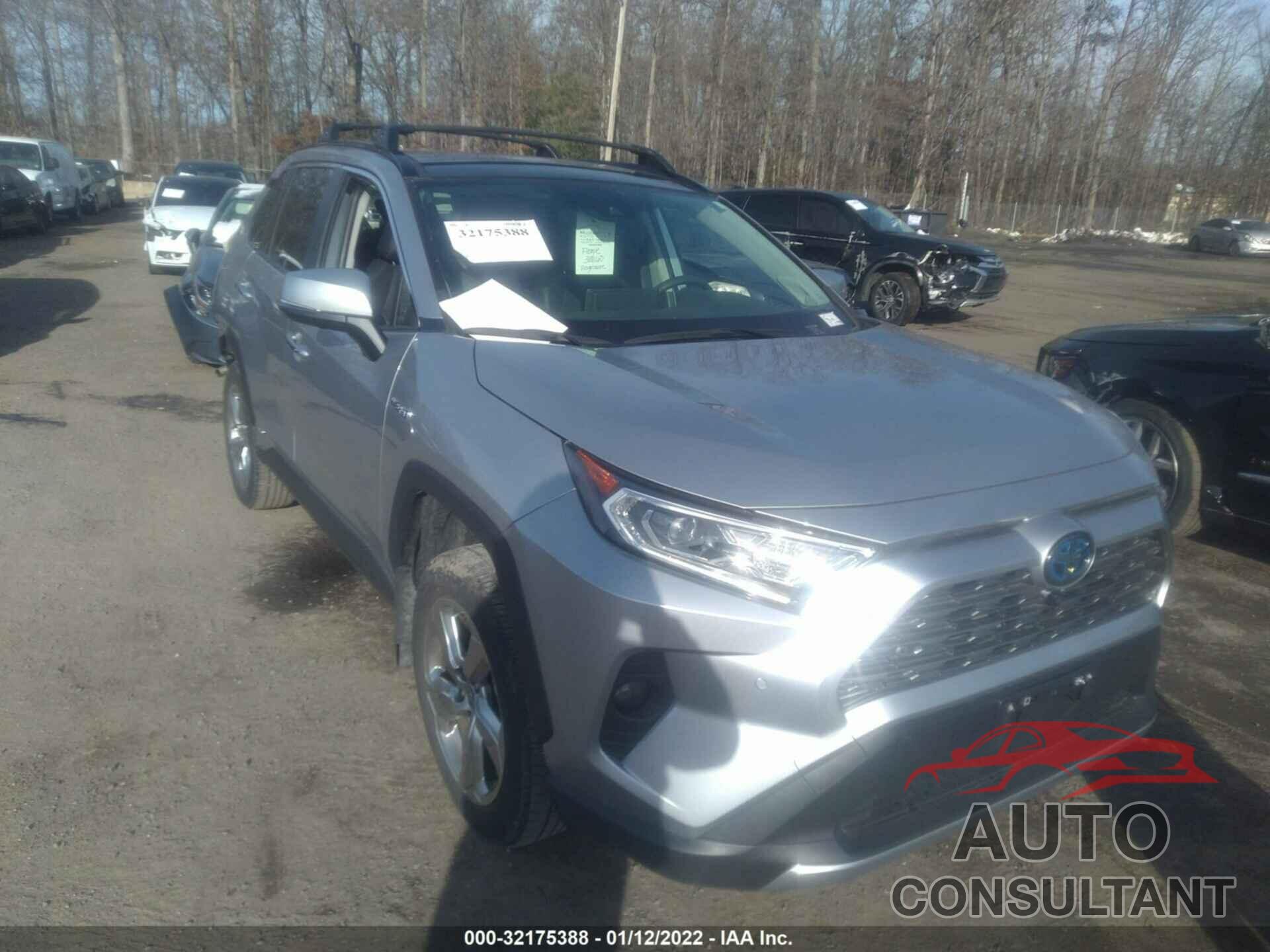 TOYOTA RAV4 2020 - JTMDWRFV8LD538093