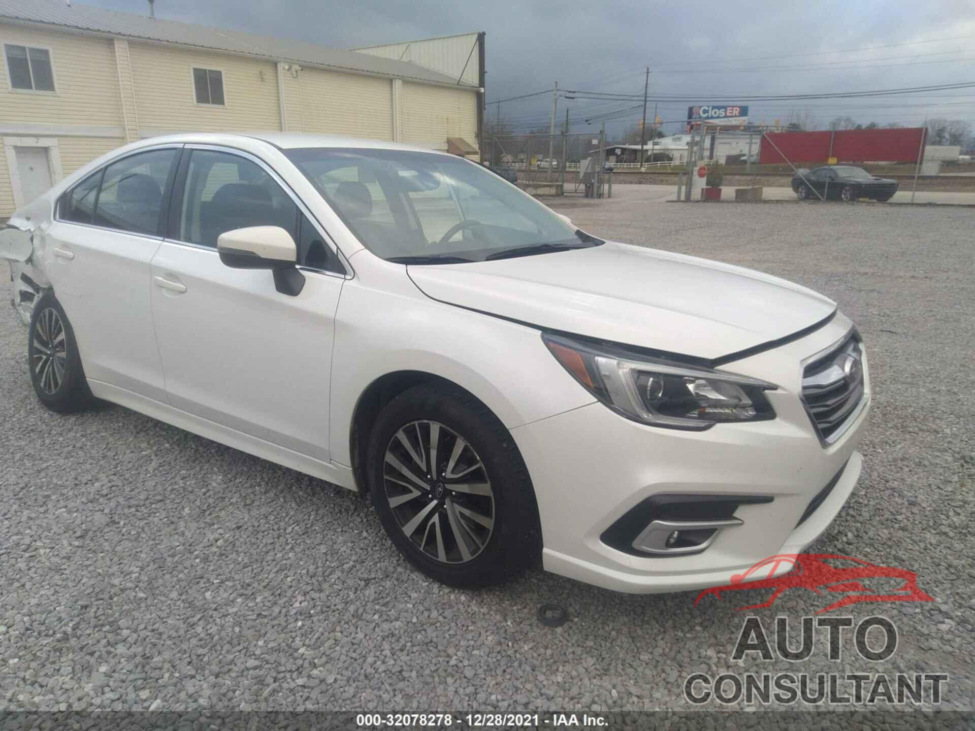 SUBARU LEGACY 2019 - 4S3BNAF69K3040722