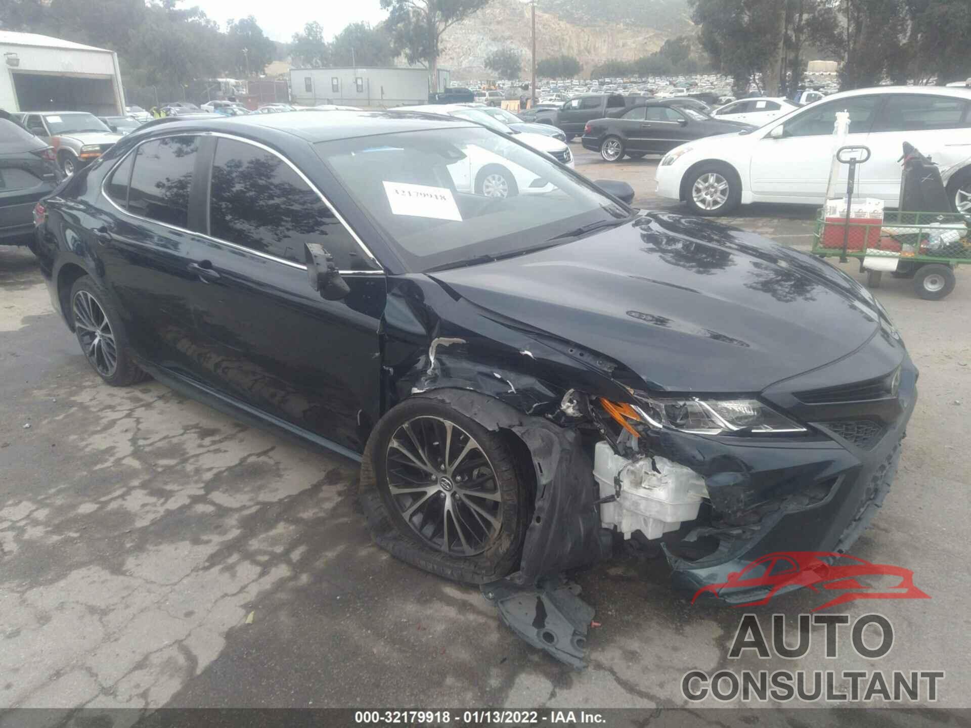 TOYOTA CAMRY 2018 - JTNB11HK9J3038033