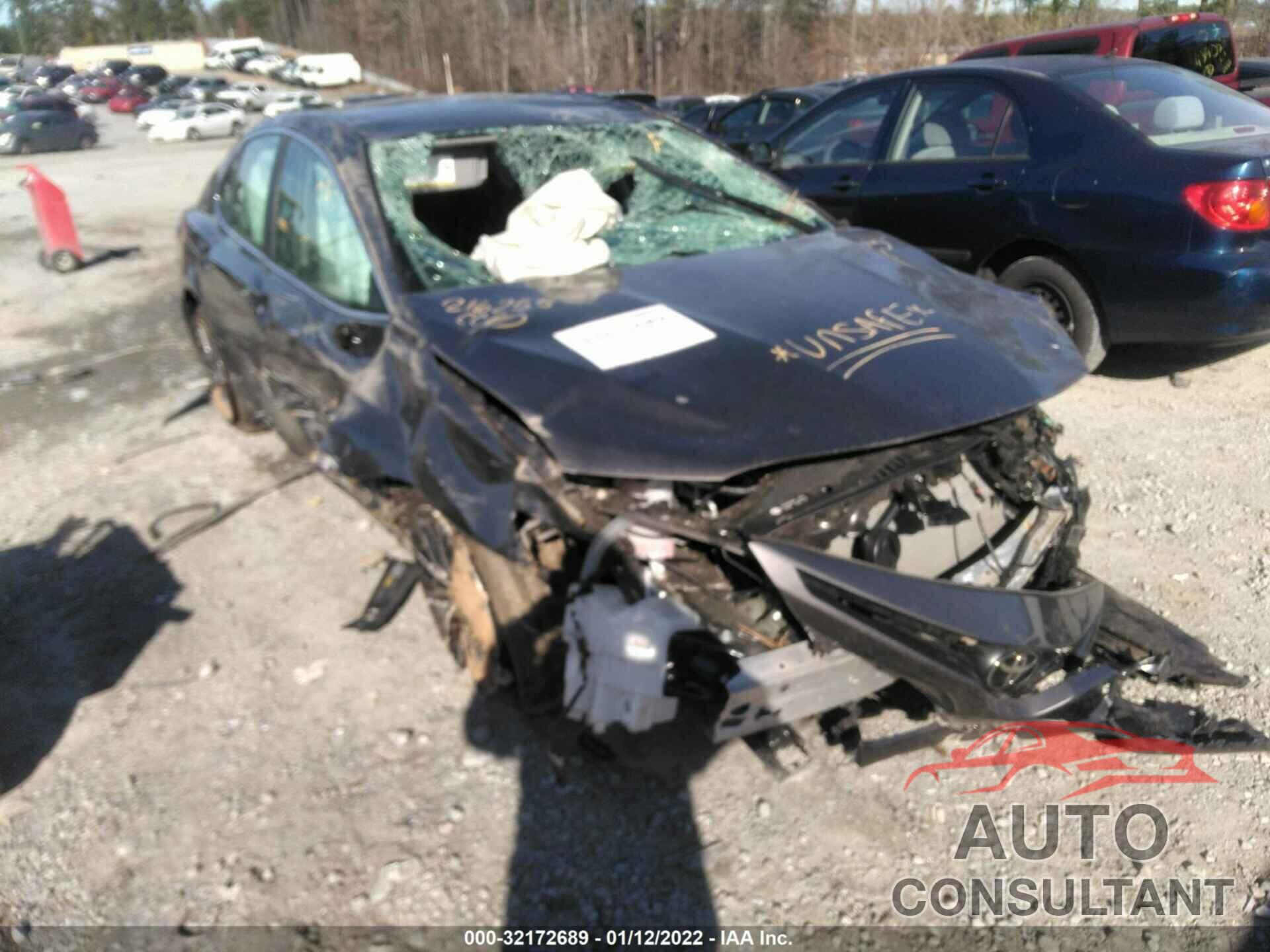 TOYOTA CAMRY 2021 - 4T1G11AK6MU414718