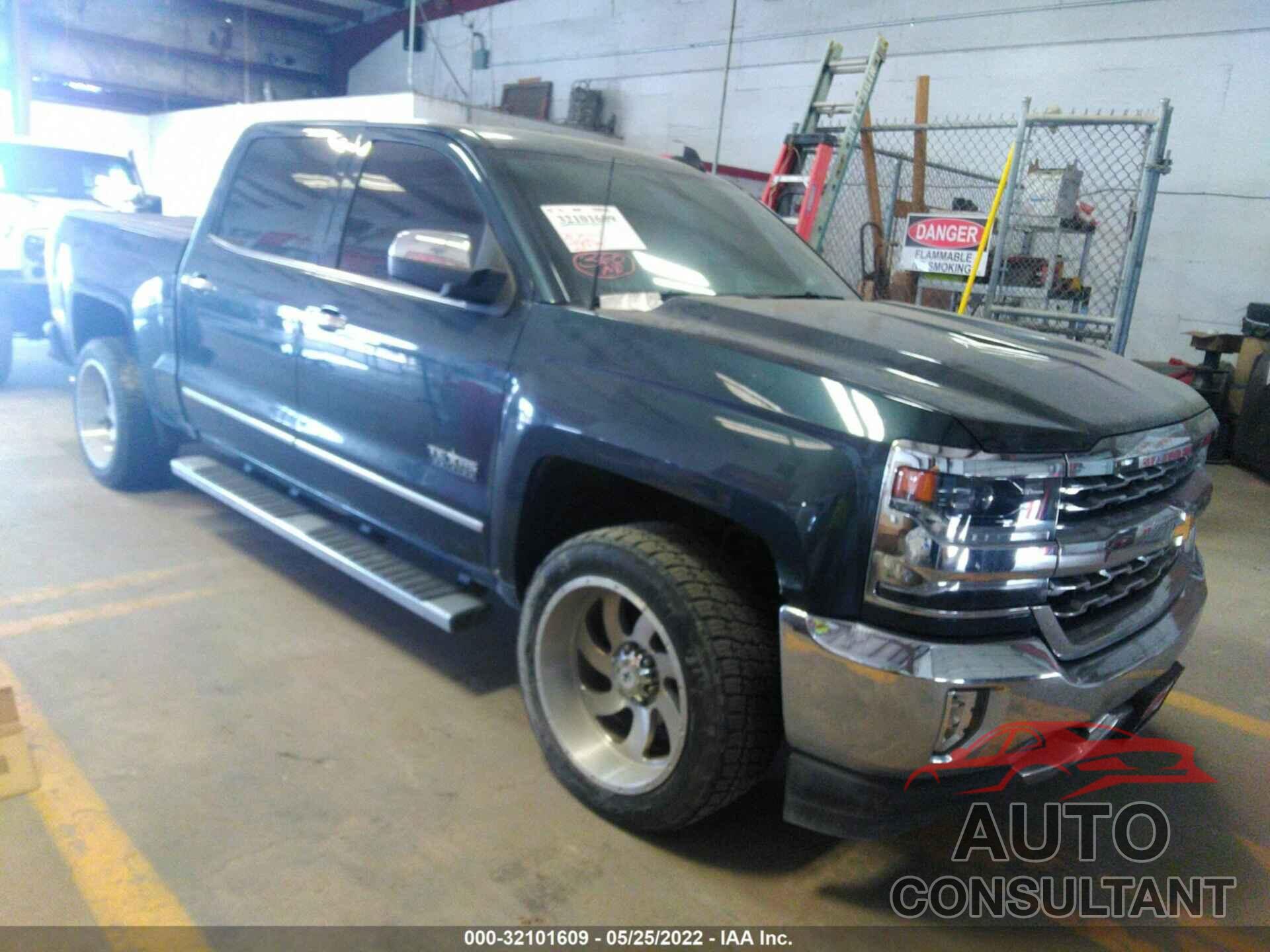 CHEVROLET SILVERADO 1500 2018 - 3GCPCSEC7JG187660