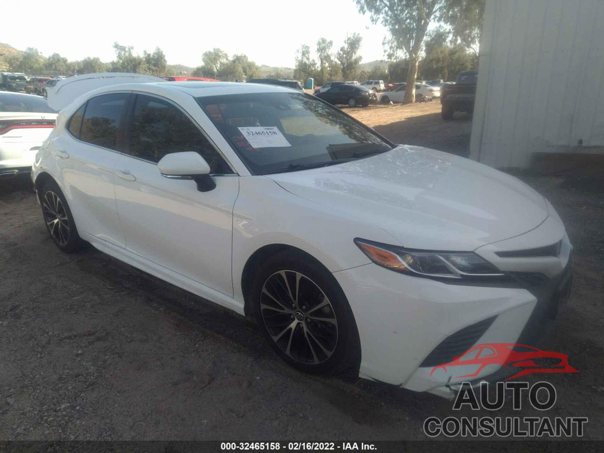 TOYOTA CAMRY 2018 - JTNB11HK6J3050902