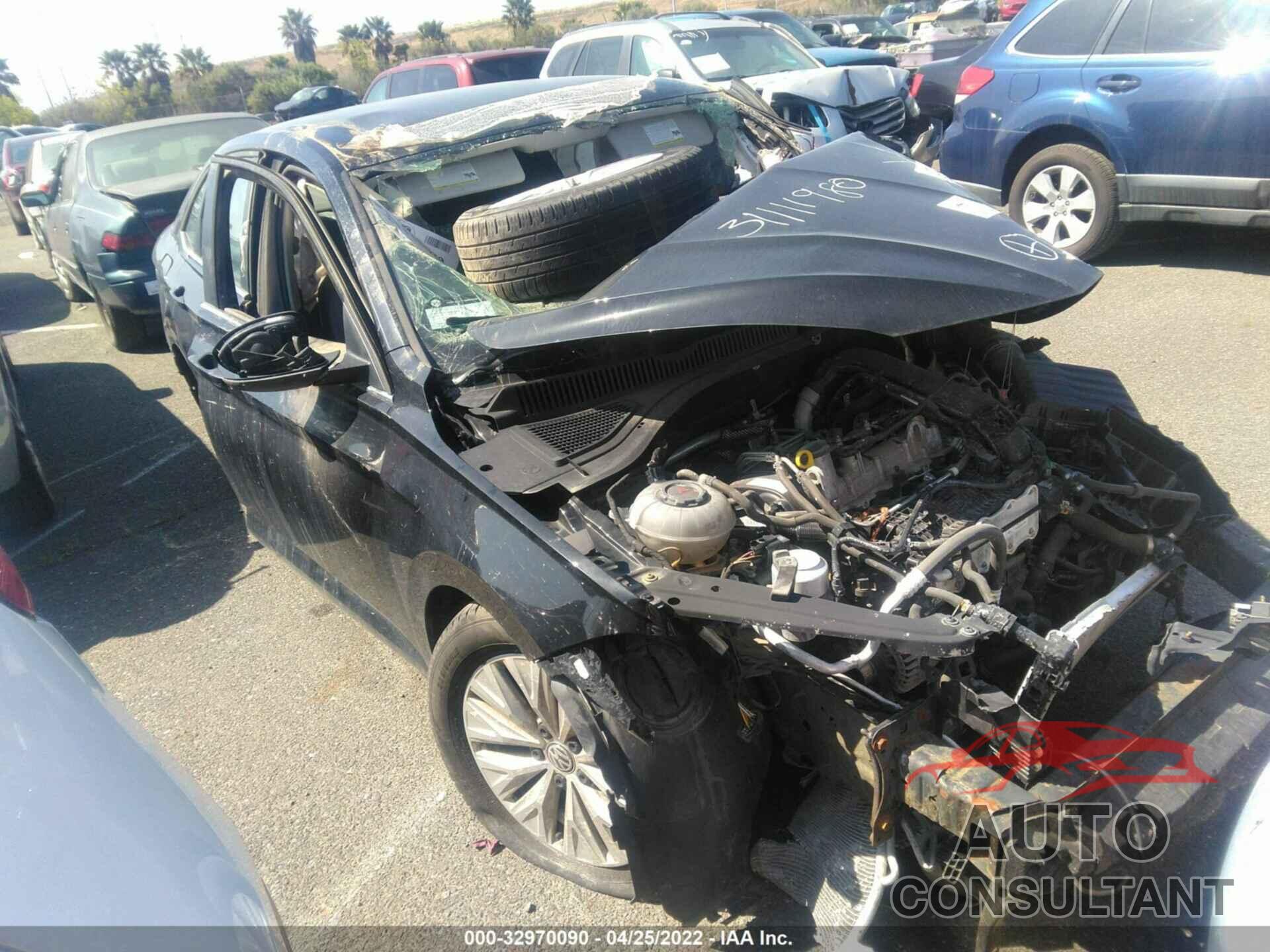 VOLKSWAGEN JETTA 2019 - 3VWC57BU8KM027287