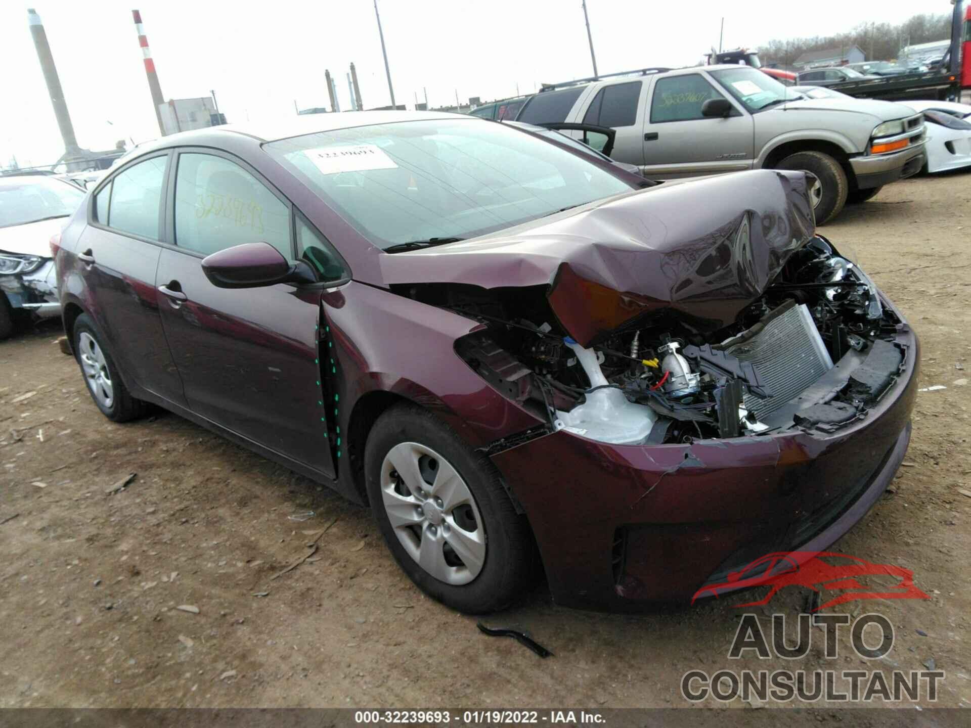 KIA FORTE 2018 - 3KPFL4A71JE247671