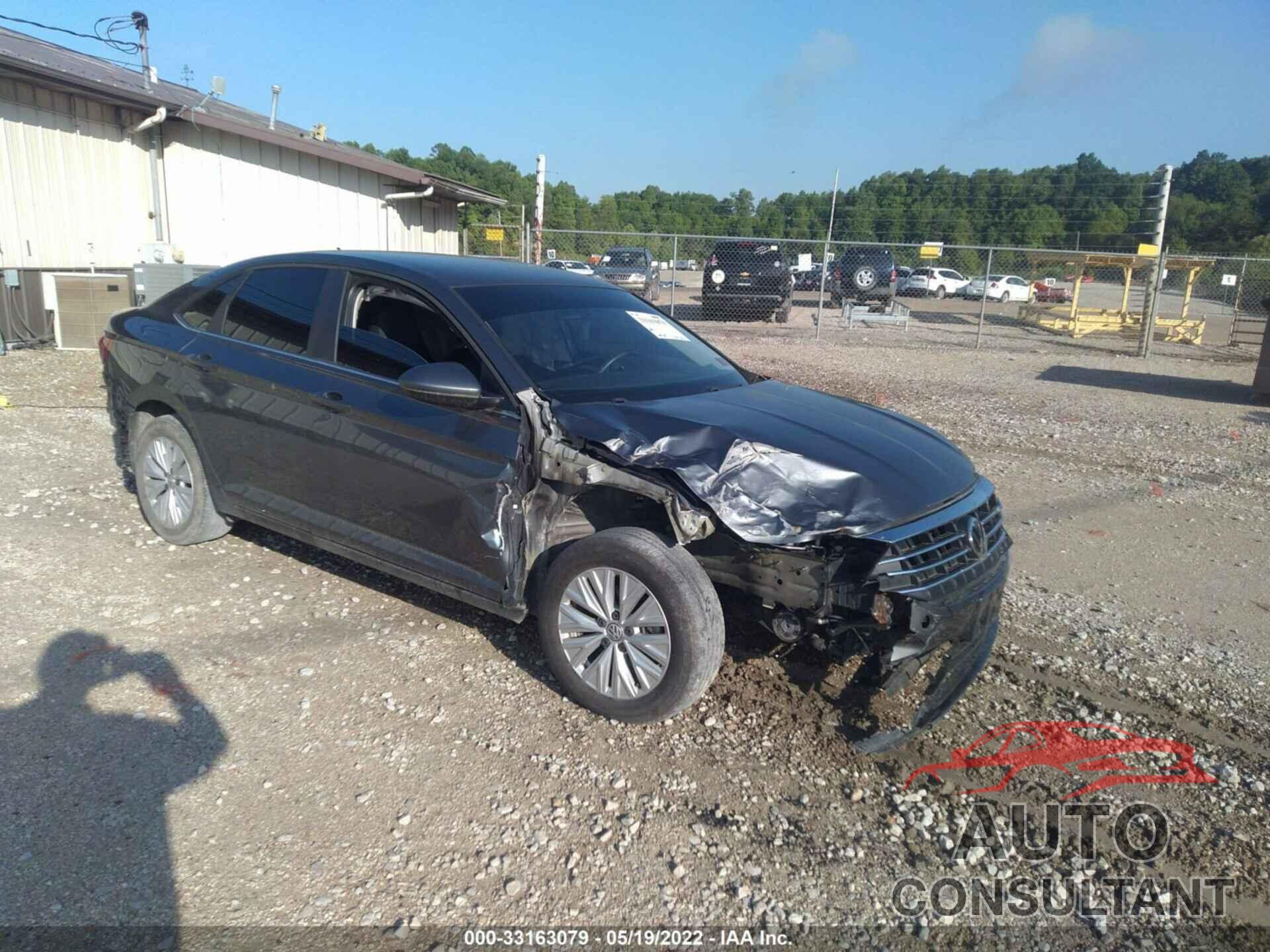 VOLKSWAGEN JETTA 2019 - 3VWCB7BU2KM172530