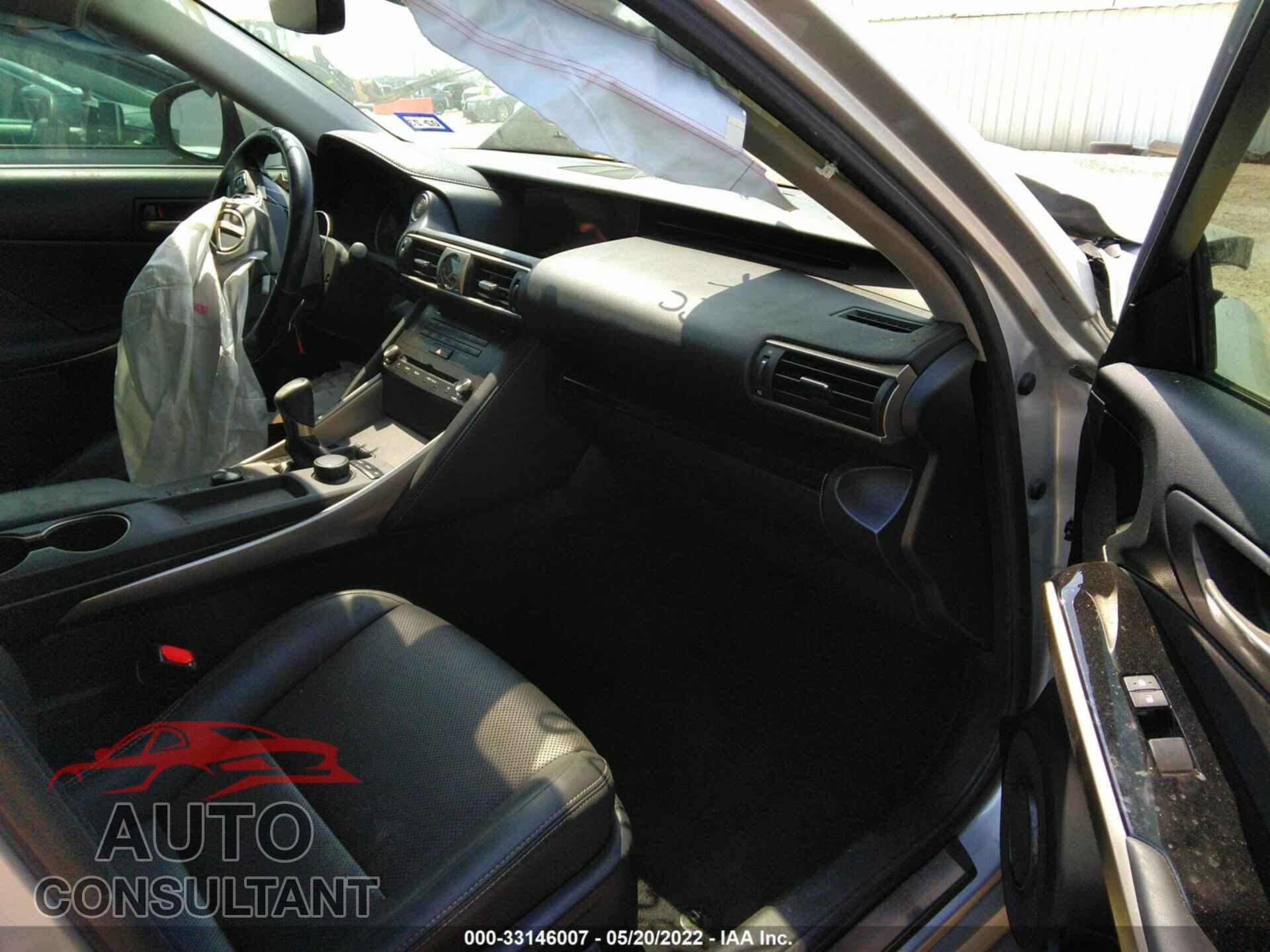 LEXUS IS 2017 - JTHBA1D27H5041942
