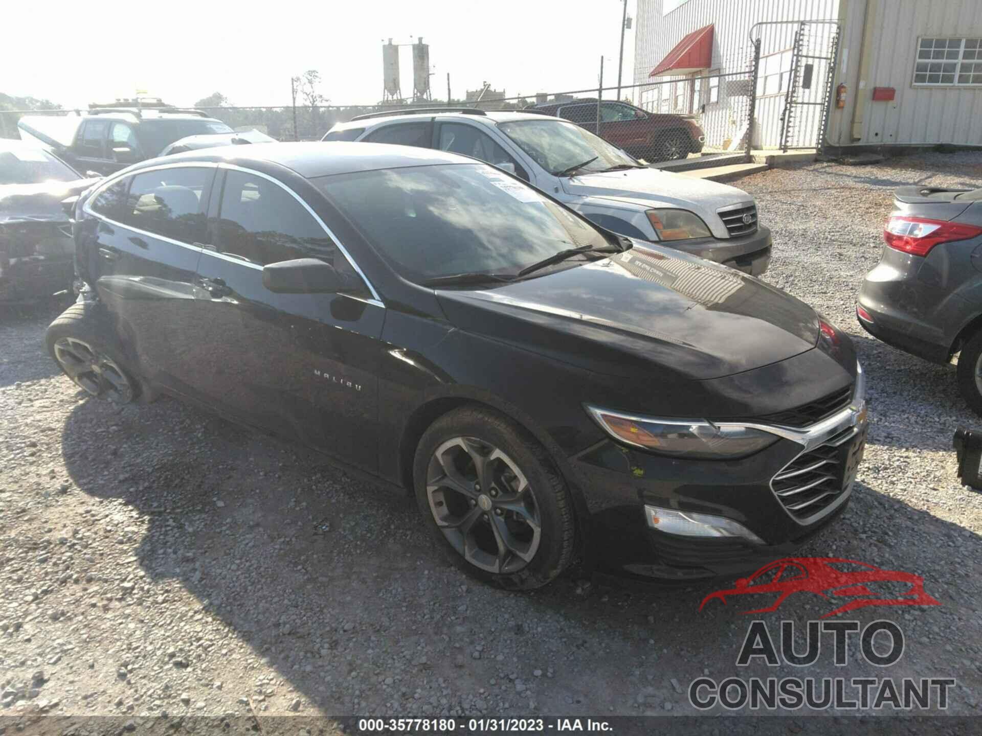 CHEVROLET MALIBU 2020 - 1G1ZD5ST3LF130803