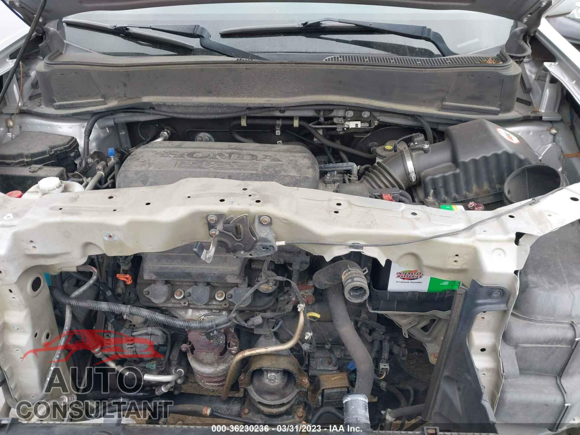 HONDA PILOT 2015 - 5FNYF4H53FB032105