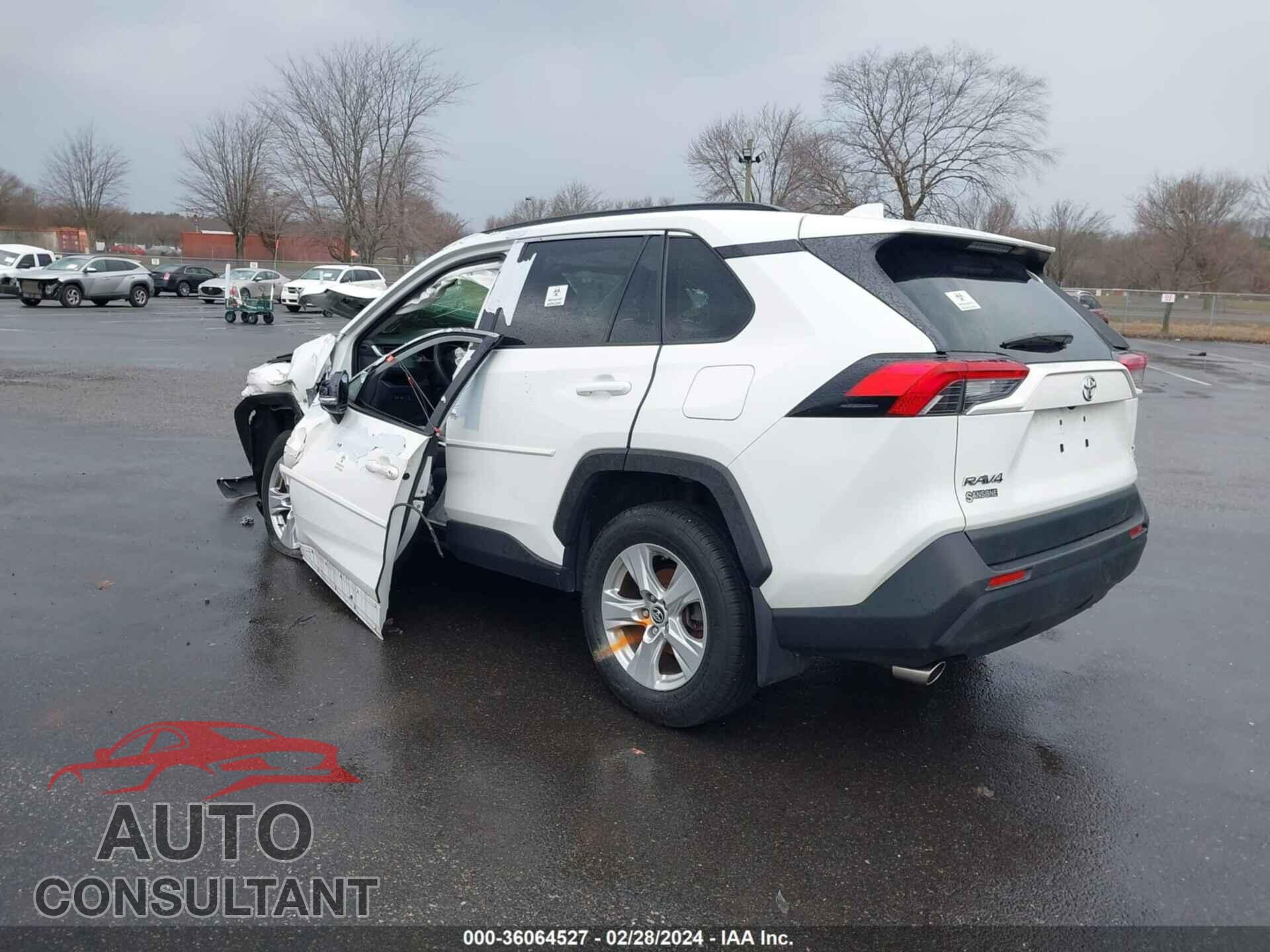 TOYOTA RAV4 2019 - JTMP1RFV6KJ020012