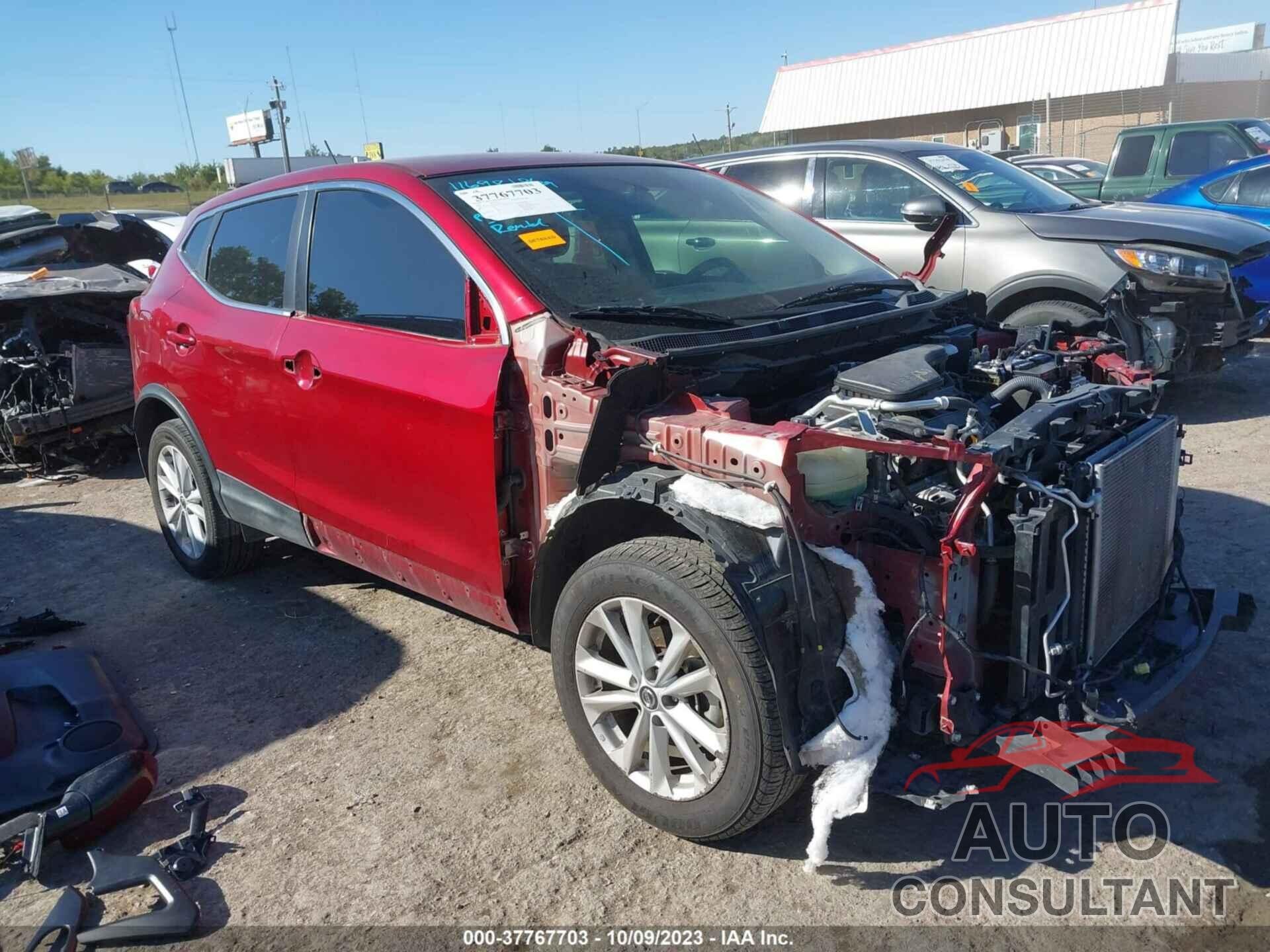 NISSAN ROGUE SPORT 2019 - JN1BJ1CP6KW232478