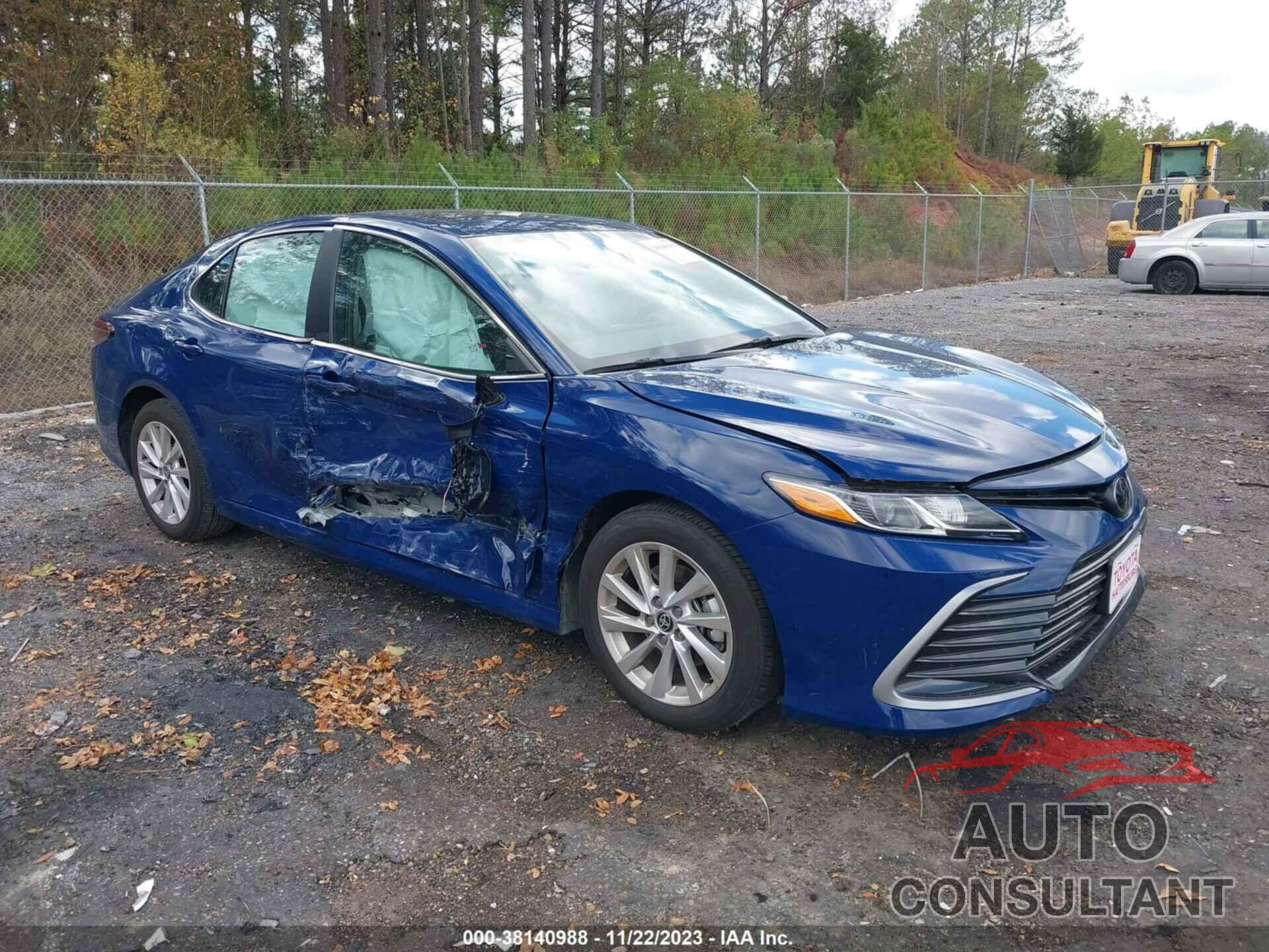 TOYOTA CAMRY 2023 - 4T1R11AK3PU169406