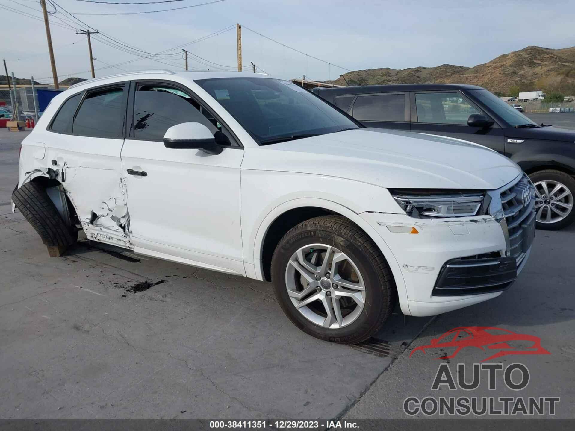 AUDI Q5 2018 - WA1ANAFY7J2044618