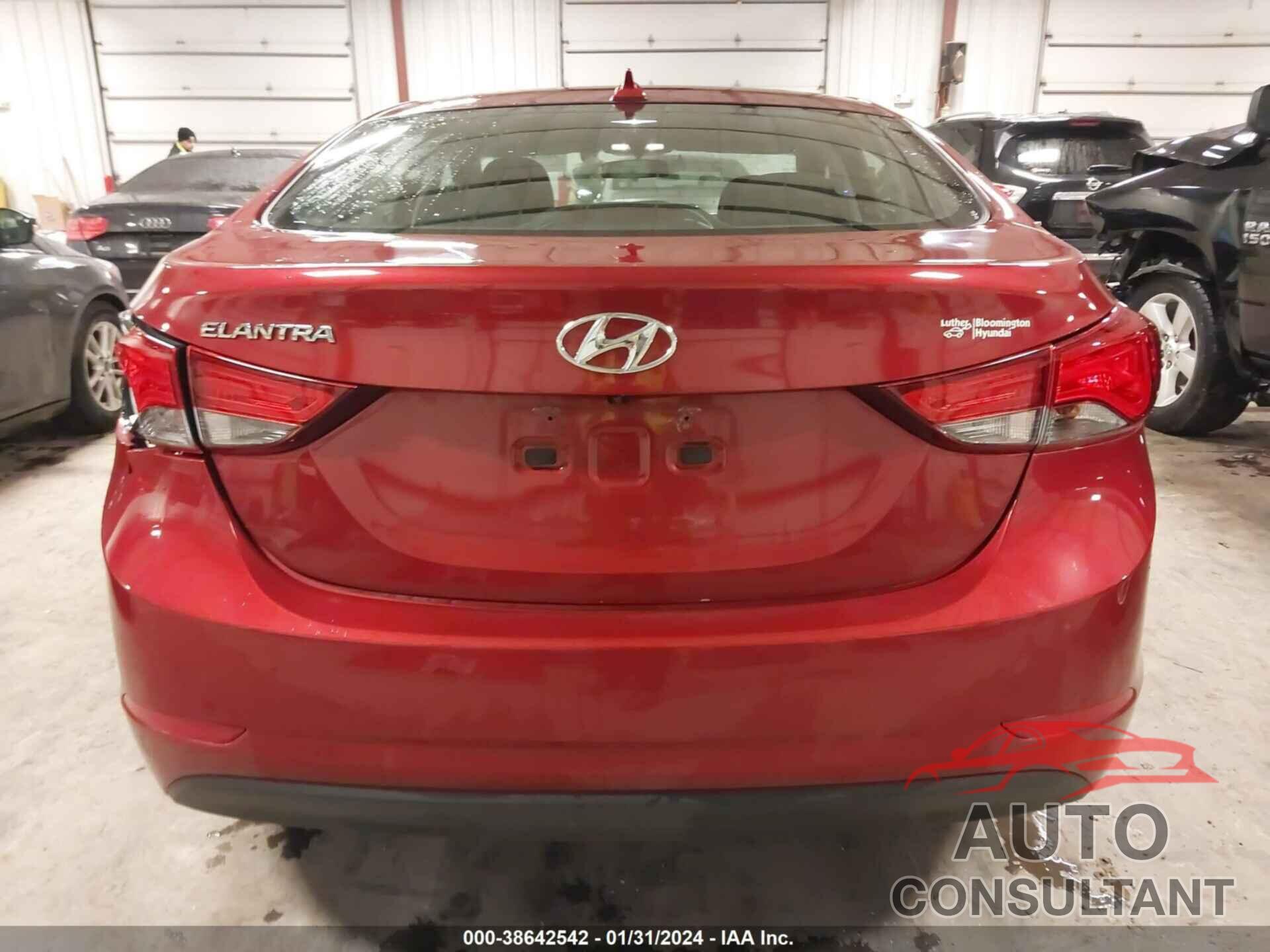 HYUNDAI ELANTRA 2016 - 5NPDH4AE7GH719173