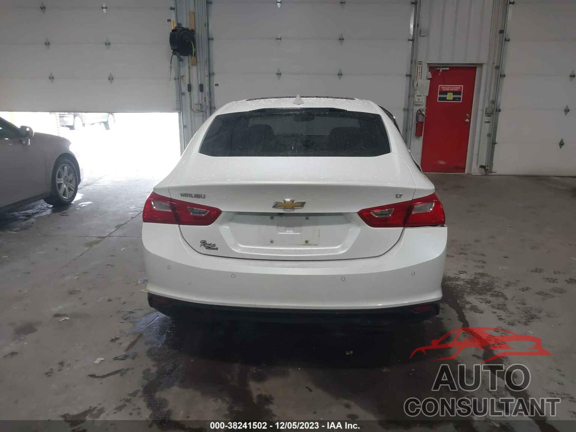 CHEVROLET MALIBU 2017 - 1G1ZE5ST1HF229236