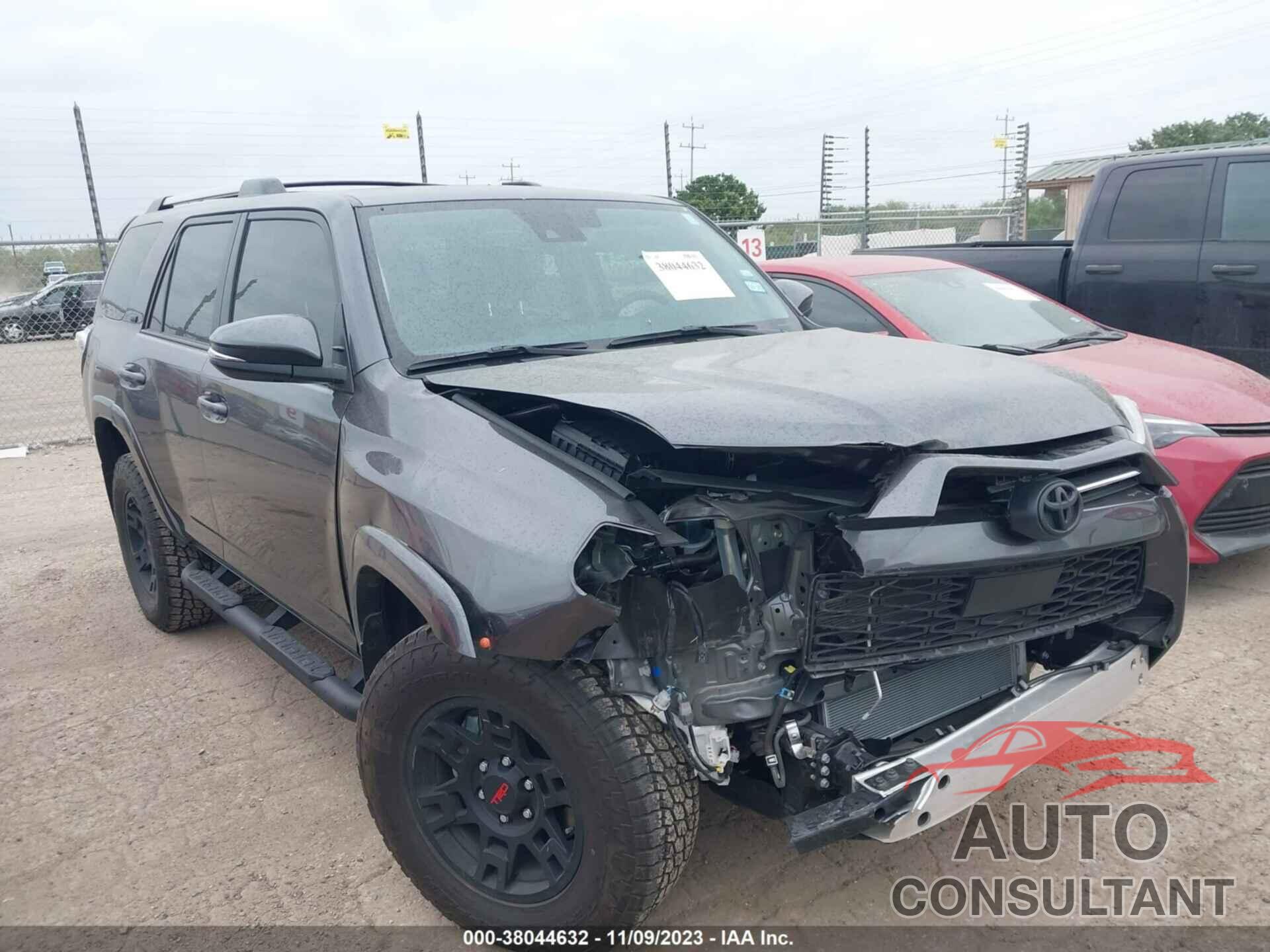 TOYOTA 4RUNNER 2023 - JTEFU5JR1P5298303