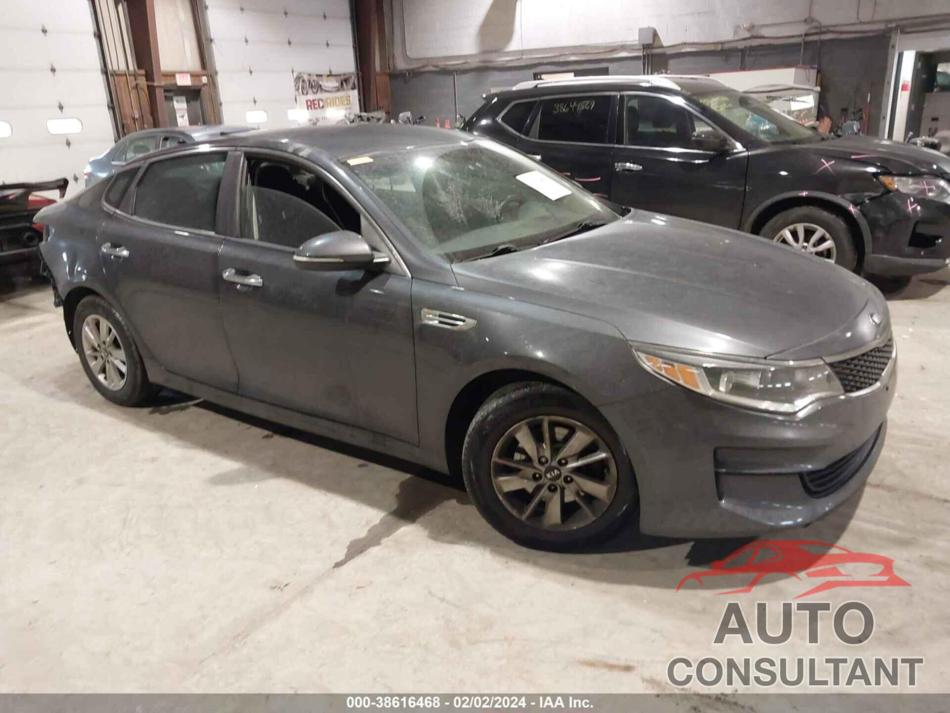 KIA OPTIMA 2018 - KNAGT4L38J5232785