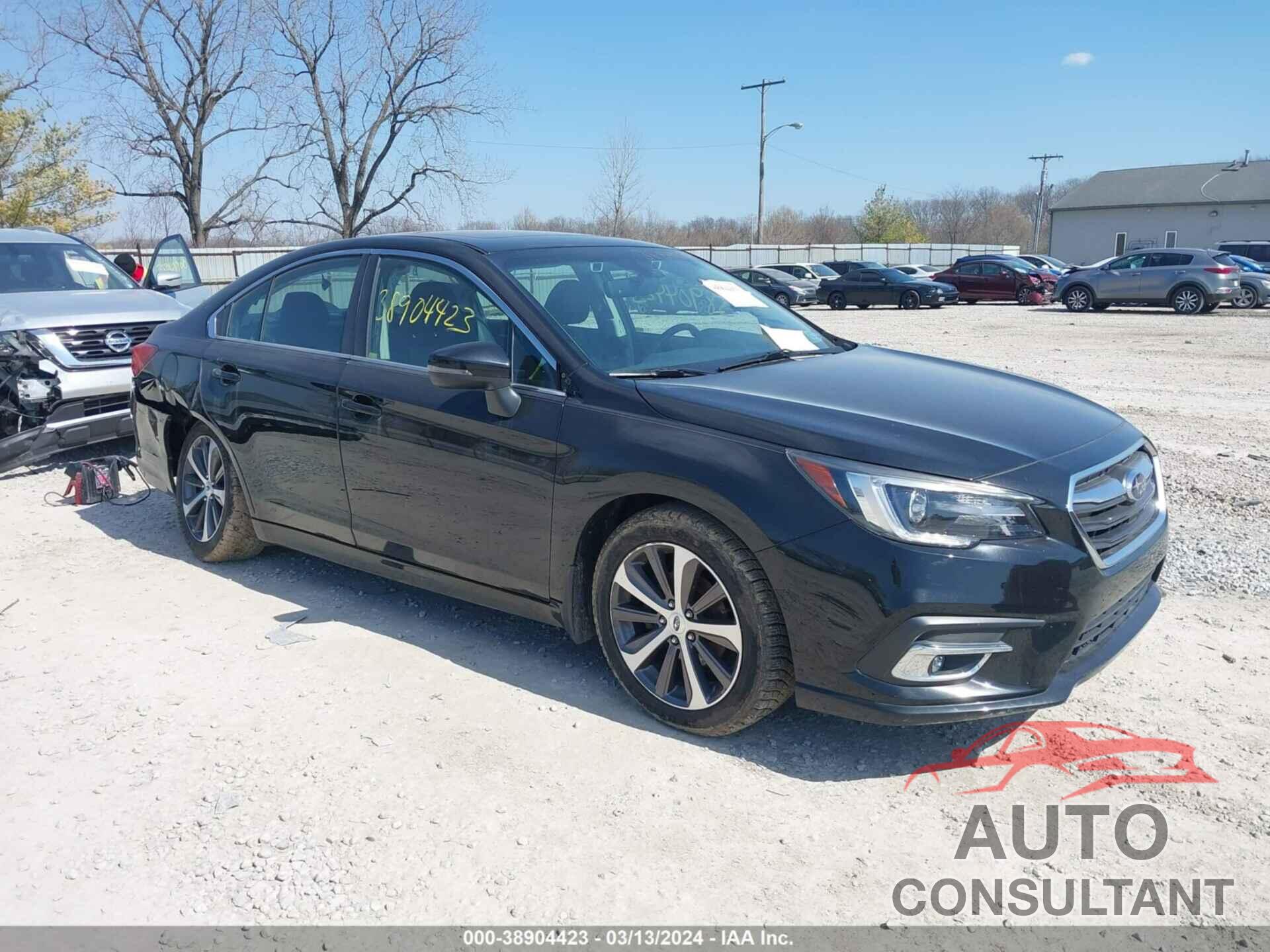 SUBARU LEGACY 2018 - 4S3BNAN64J3007417