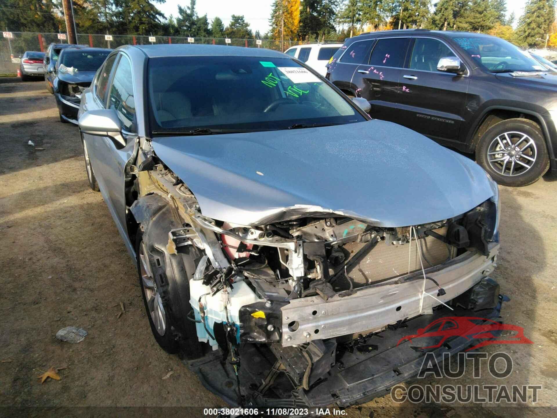 TOYOTA CAMRY 2019 - 4T1B11HK6KU217609