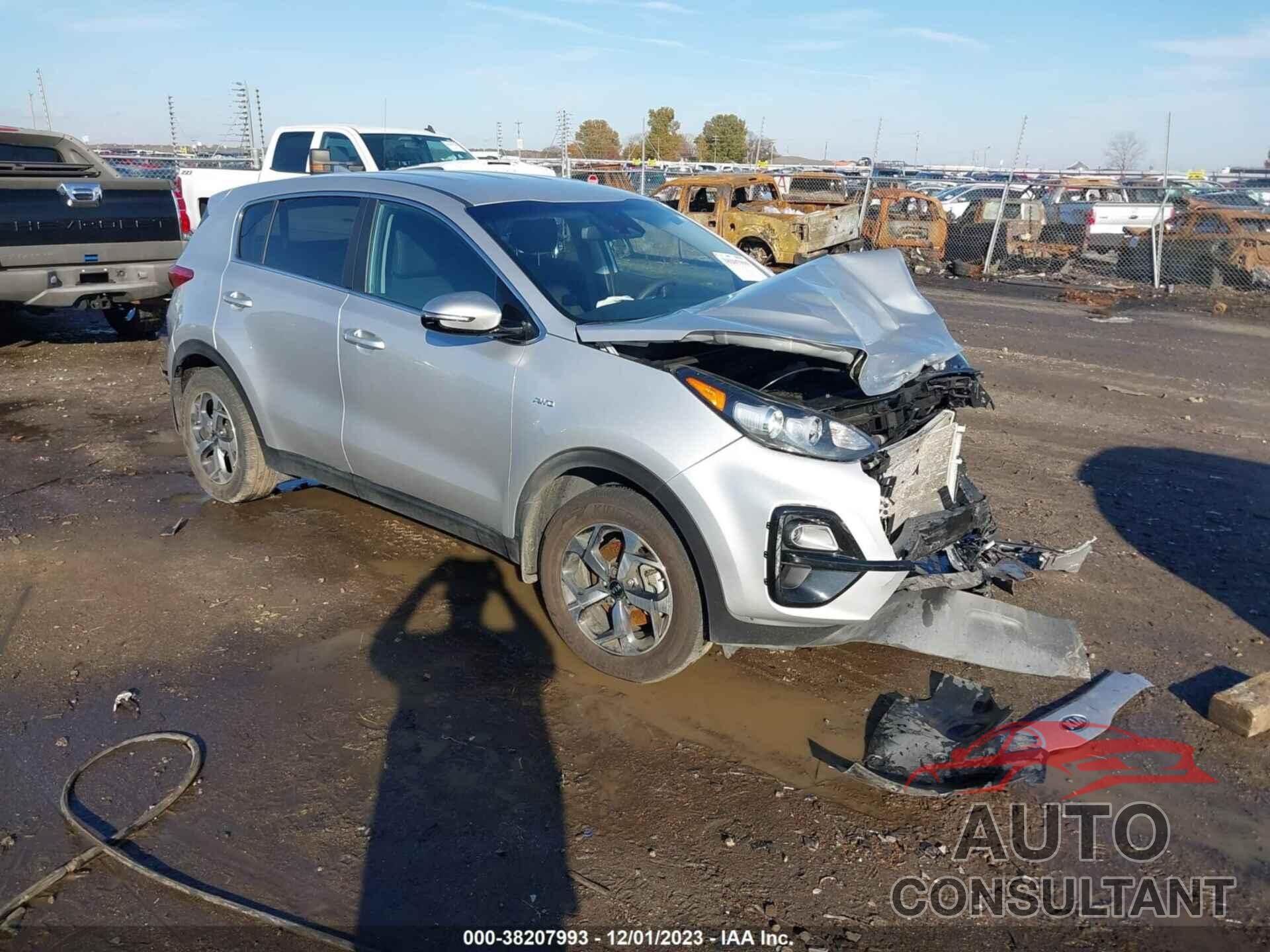 KIA SPORTAGE 2021 - KNDPMCAC1M7928586