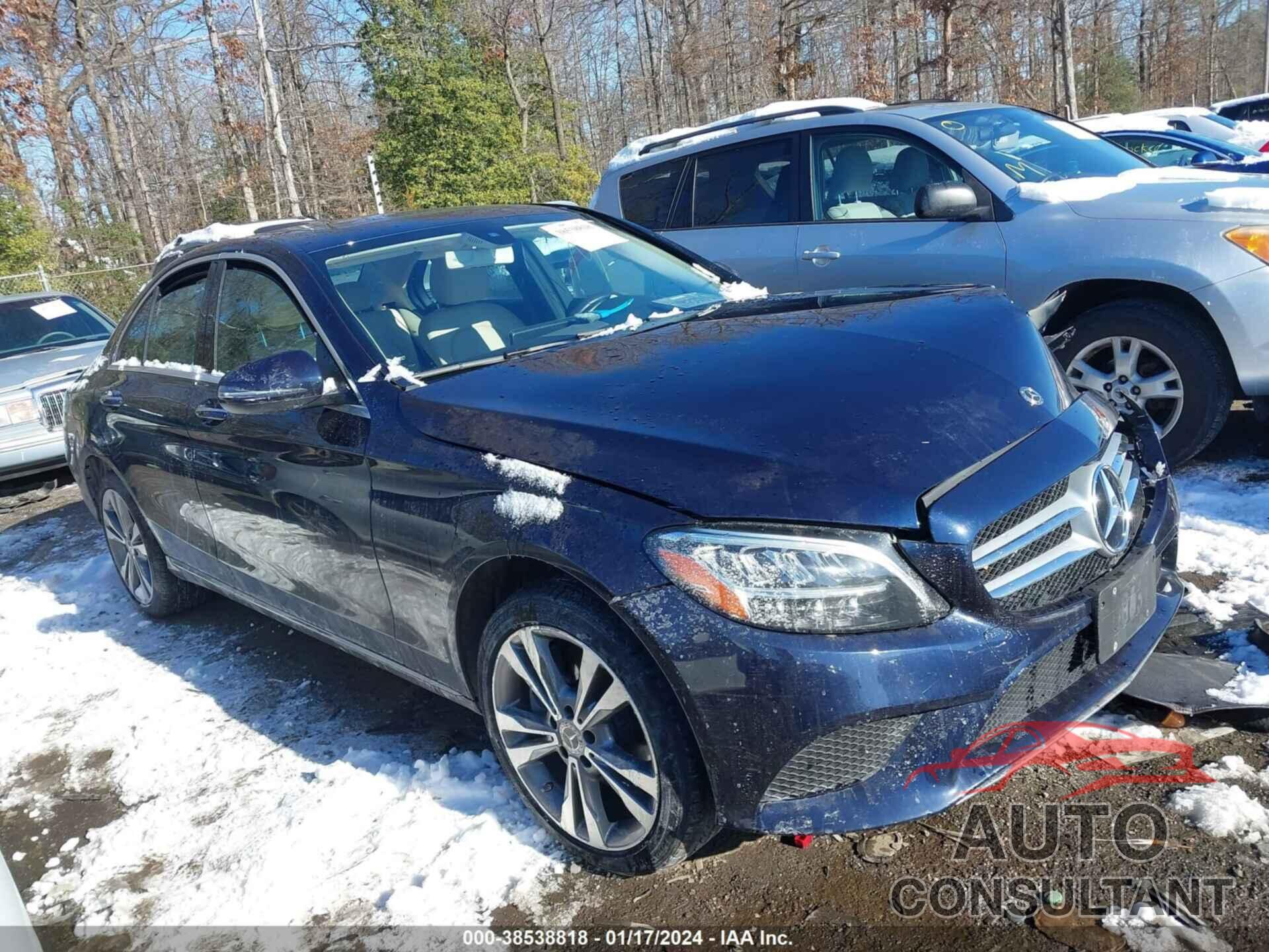 MERCEDES-BENZ C 300 2019 - 55SWF8EB1KU321632