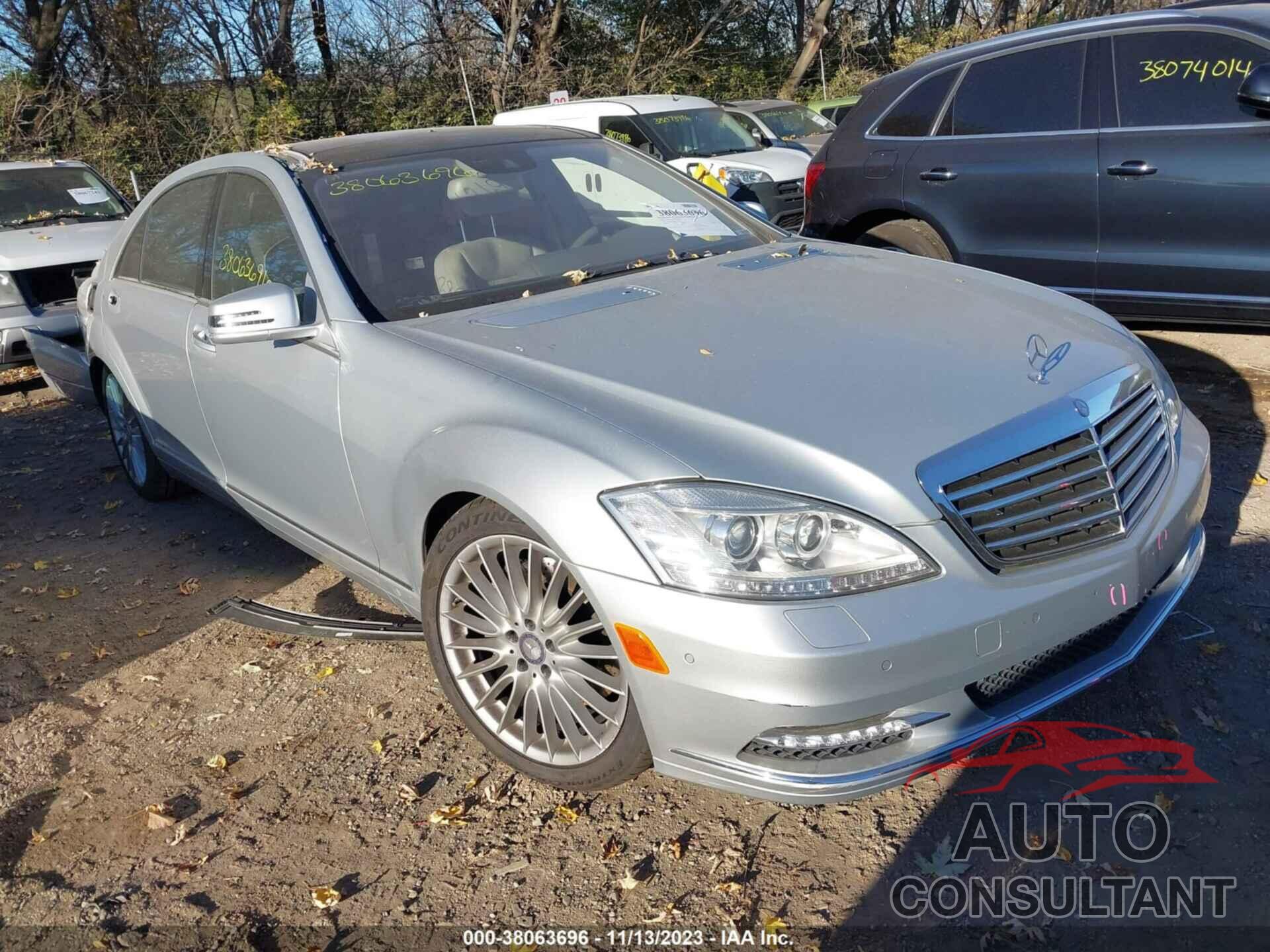 MERCEDES-BENZ S 2010 - WDDNG8GBXAA353211