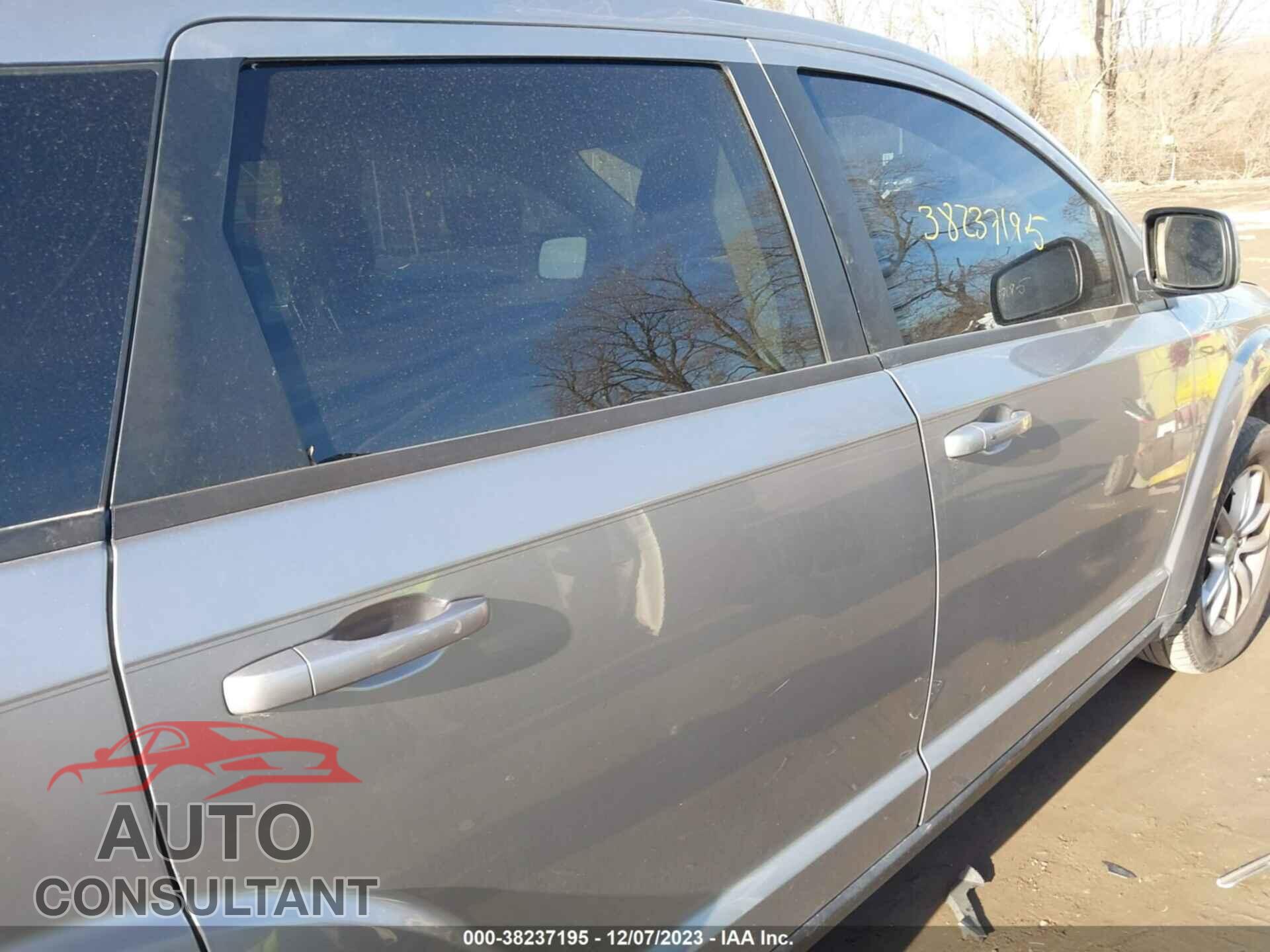 DODGE JOURNEY 2017 - 3C4PDCBG4HT511031