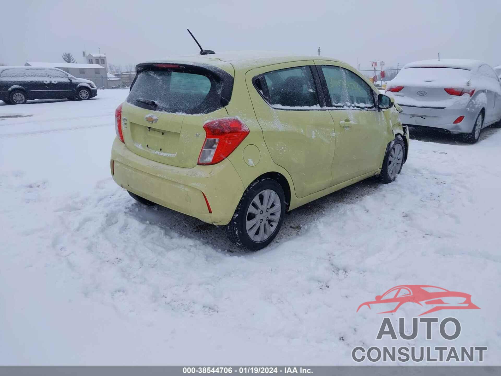 CHEVROLET SPARK 2018 - KL8CD6SA3JC422282