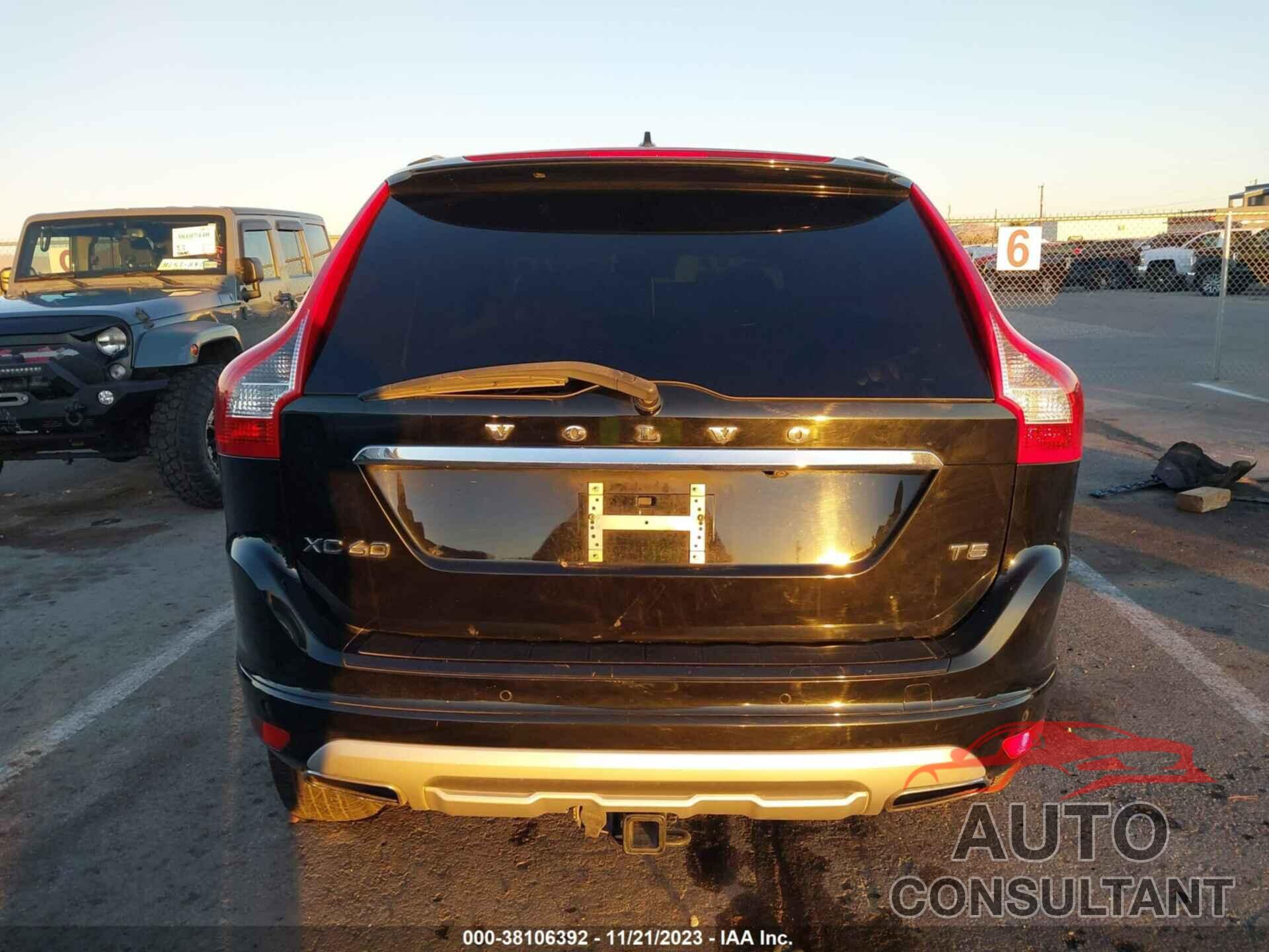 VOLVO XC60 2017 - YV440MDR8H2075107