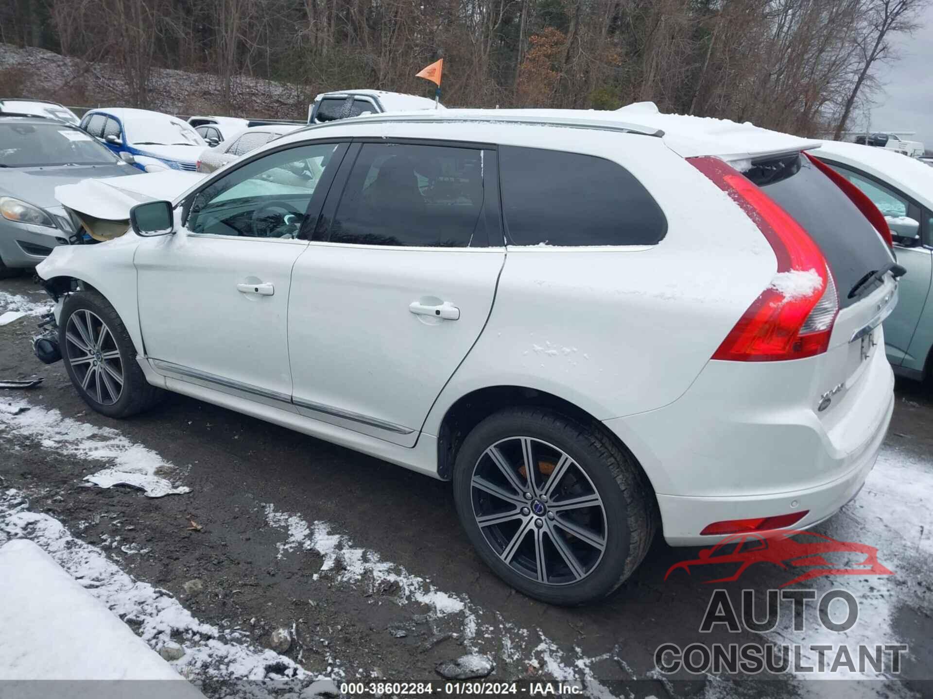 VOLVO XC60 2017 - YV449MRUBH2211142