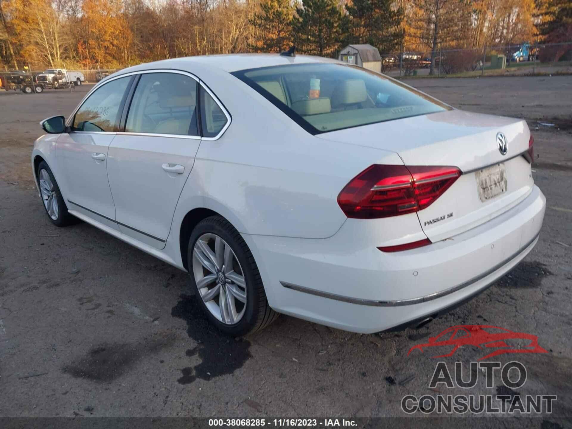 VOLKSWAGEN PASSAT 2017 - 1VWGT7A35HC058863