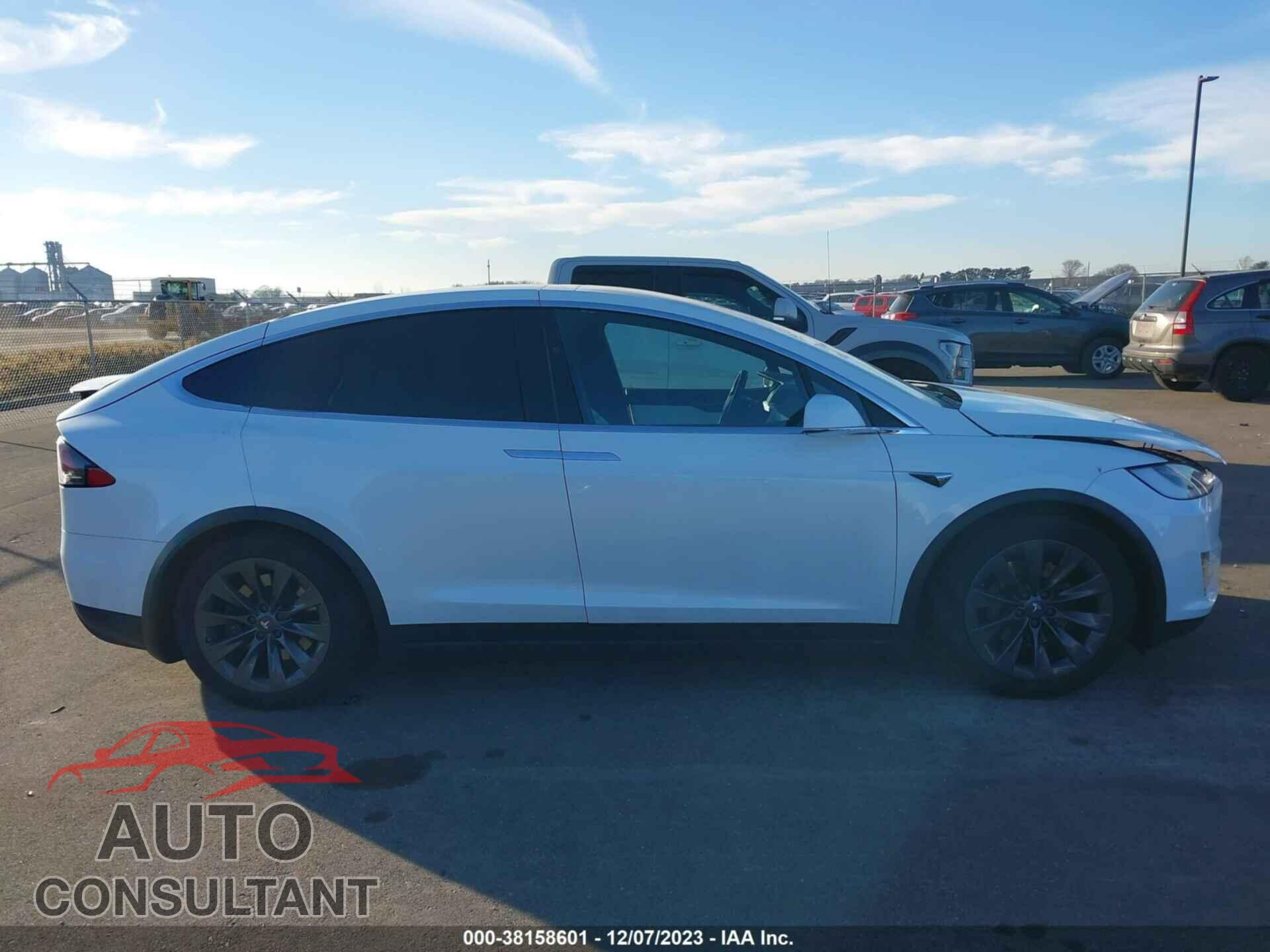 TESLA MODEL X 2018 - 5YJXCDE28JF126455