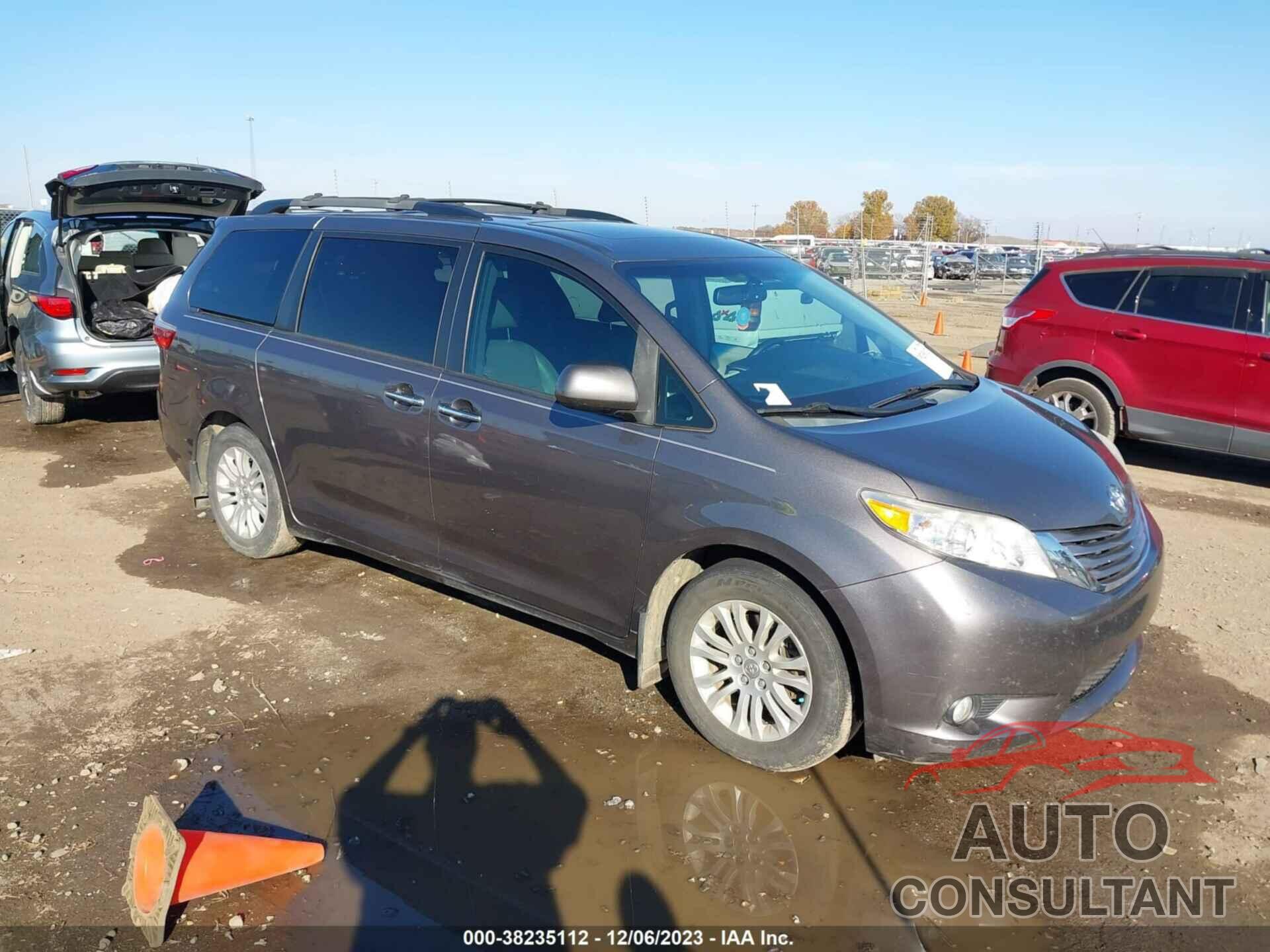 TOYOTA SIENNA 2016 - 5TDYK3DC8GS723136