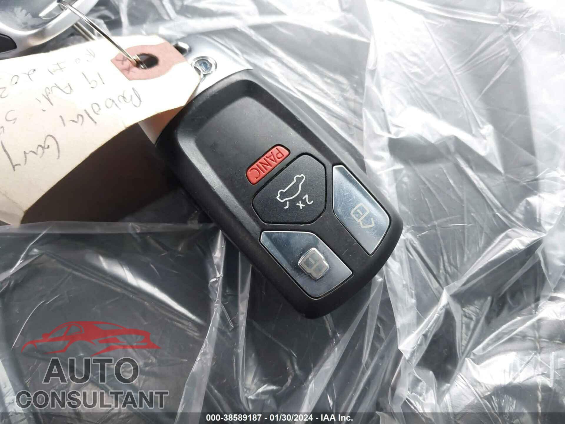 AUDI S5 2019 - WAUC4CF59KA048158