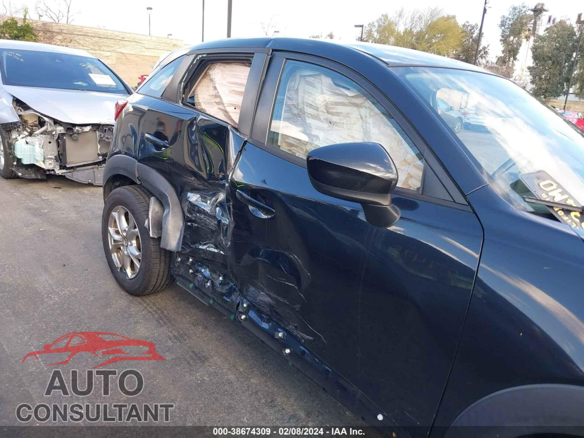 MAZDA CX-3 2017 - JM1DKDB79H0156207