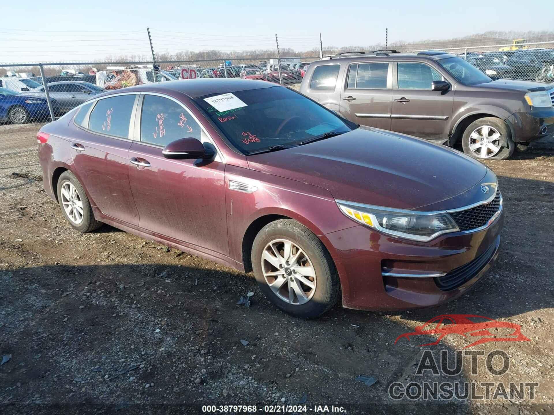 KIA OPTIMA 2018 - 5XXGT4L37JG231058